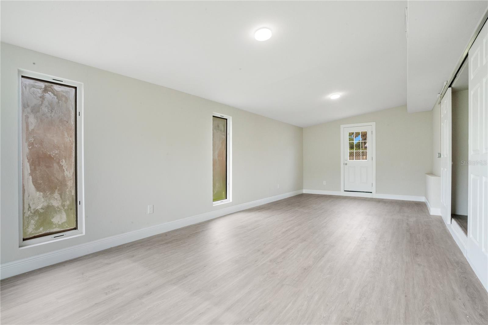 151 W CONNECTICUT AVE