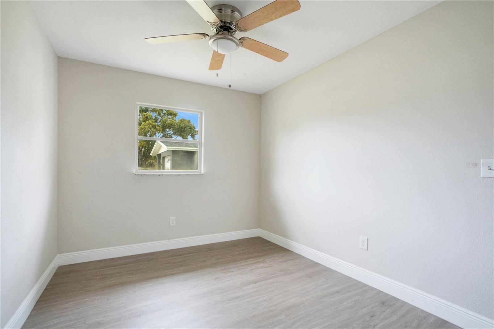 151 W CONNECTICUT AVE