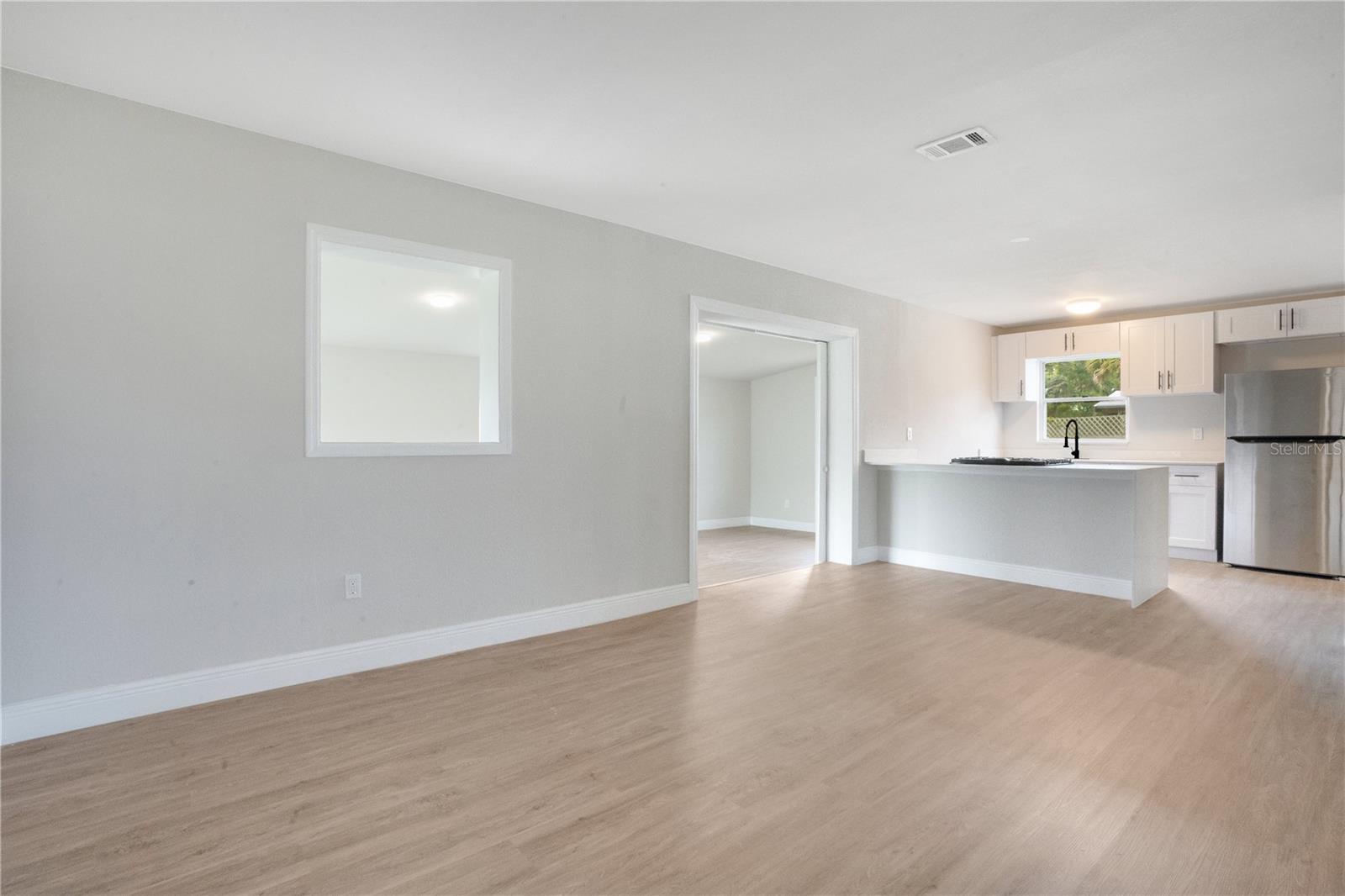 151 W CONNECTICUT AVE