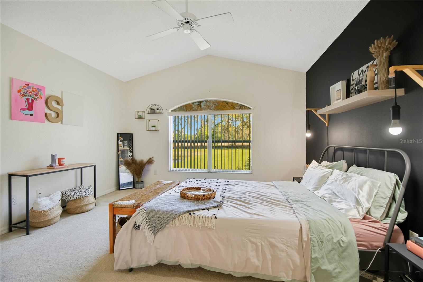 2149 SHERWOOD FOREST DR