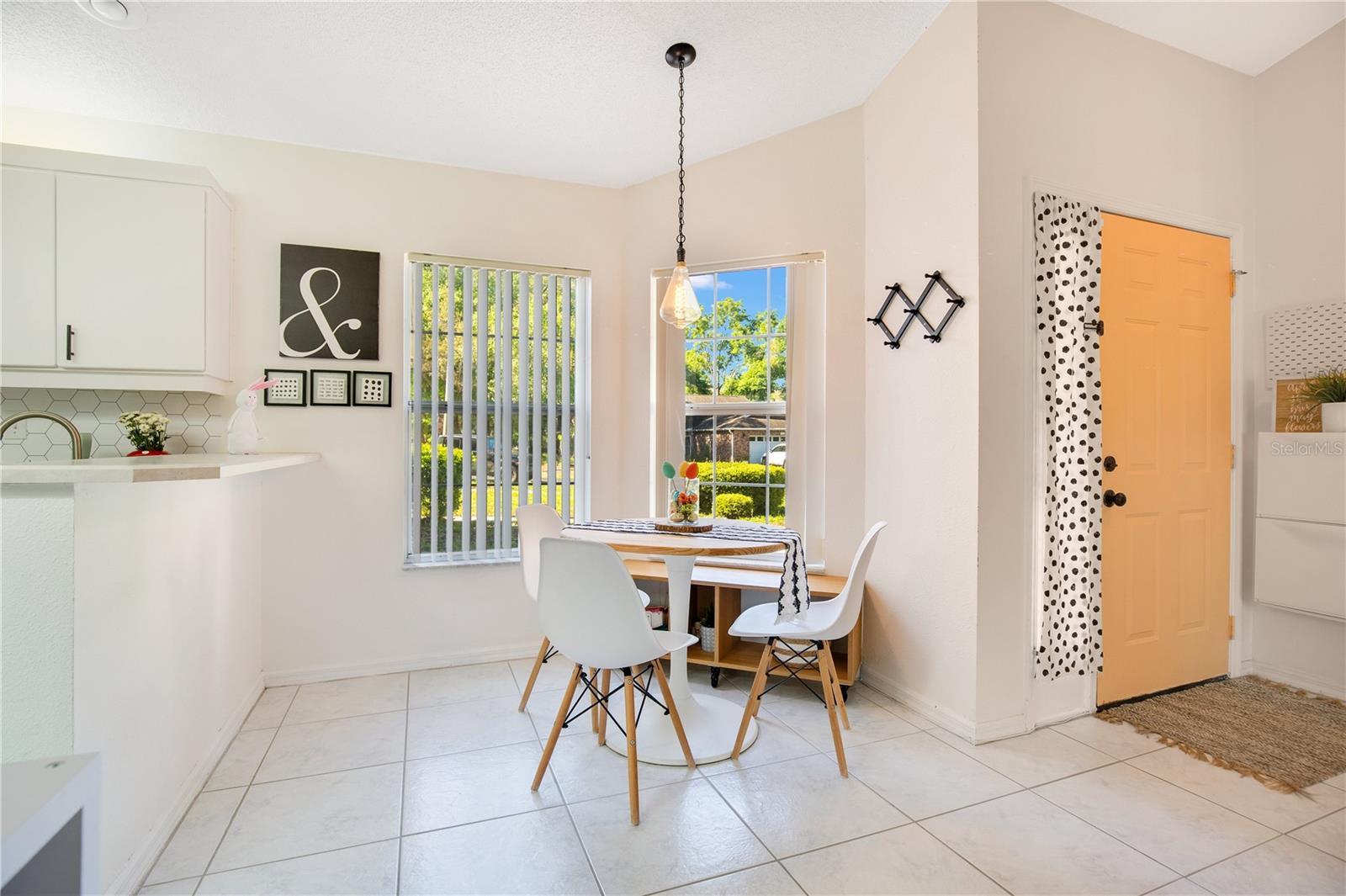 2149 SHERWOOD FOREST DR