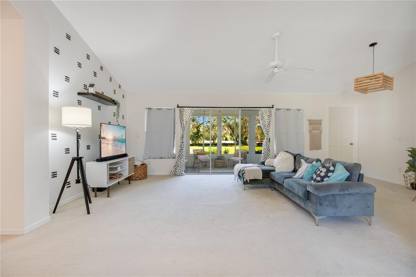 2149 SHERWOOD FOREST DR