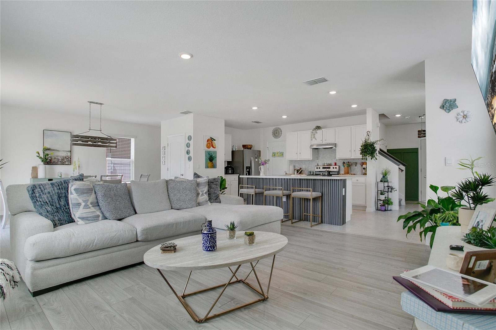 2834 COMMON CRANE CT