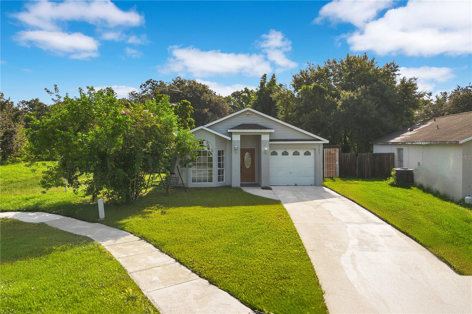 7231 EDGEWATER SHORES CT