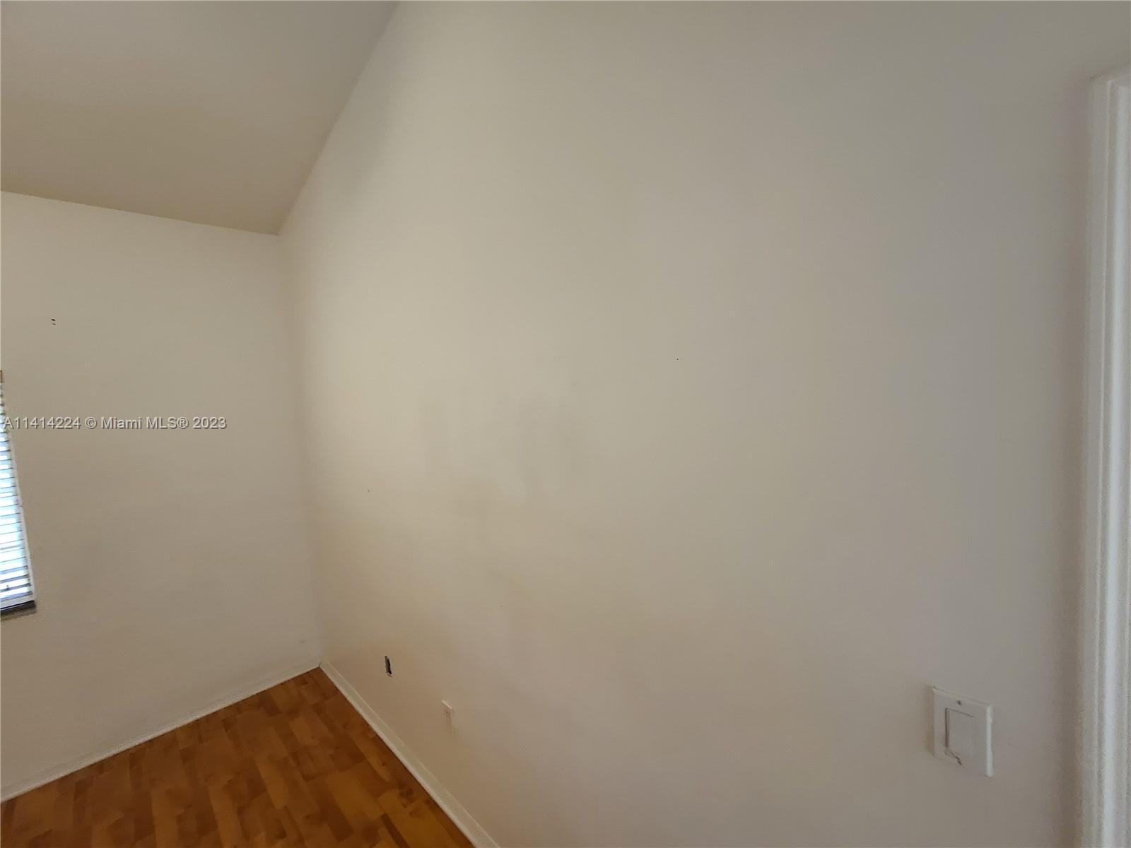 1174 NE 32nd Ter # 0