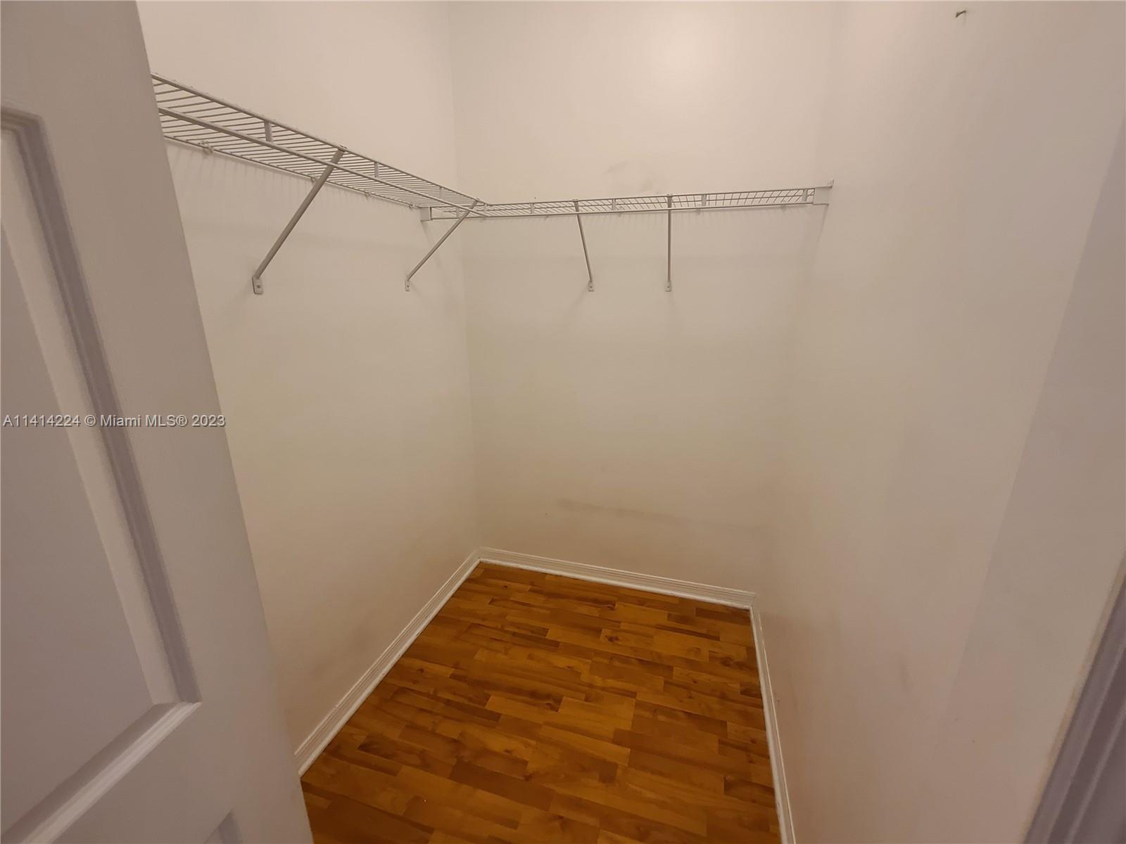 1174 NE 32nd Ter # 0