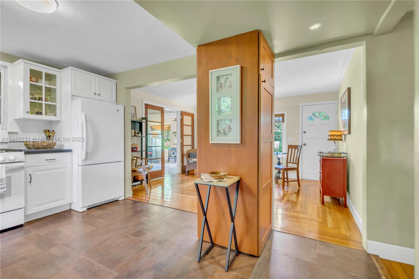 7997 SW 98th Ter