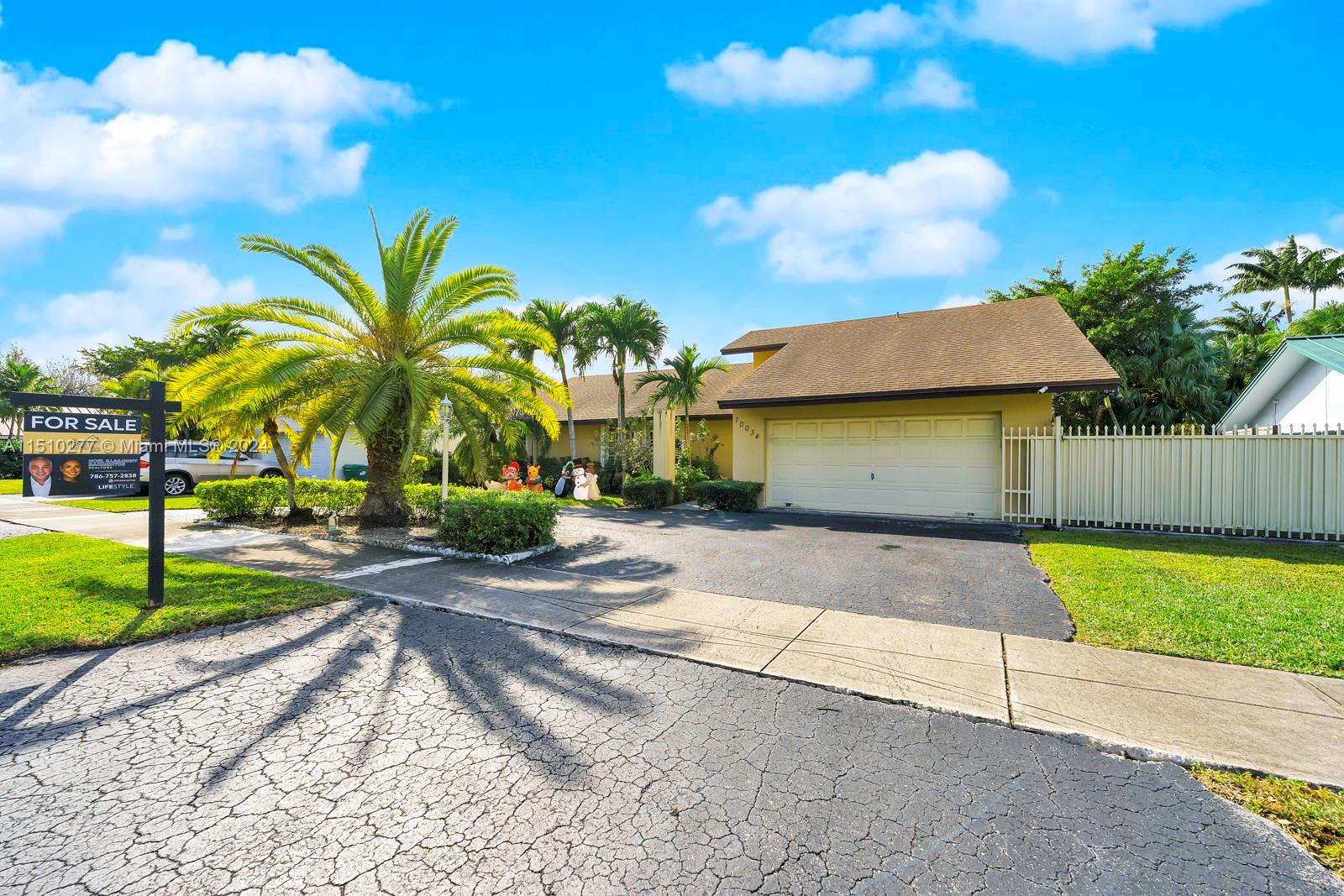 10034 SW 127th Ct