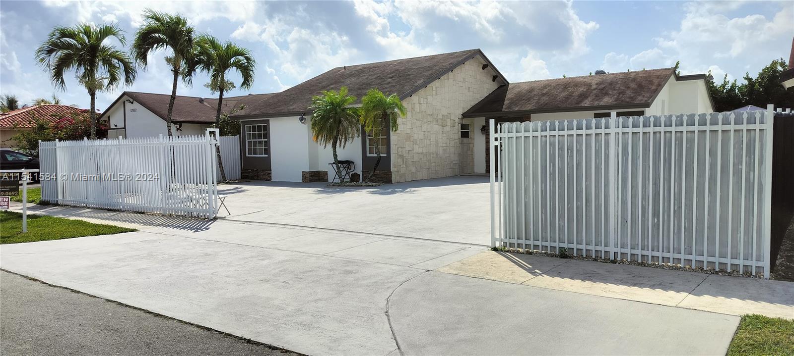 12526 SW 211th Ter
