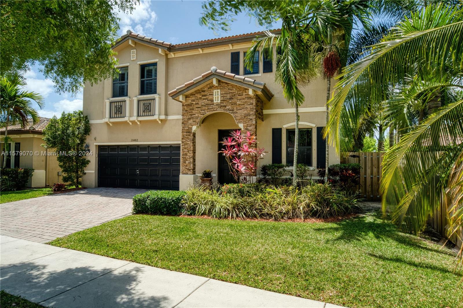 10482 SW 224th Ter