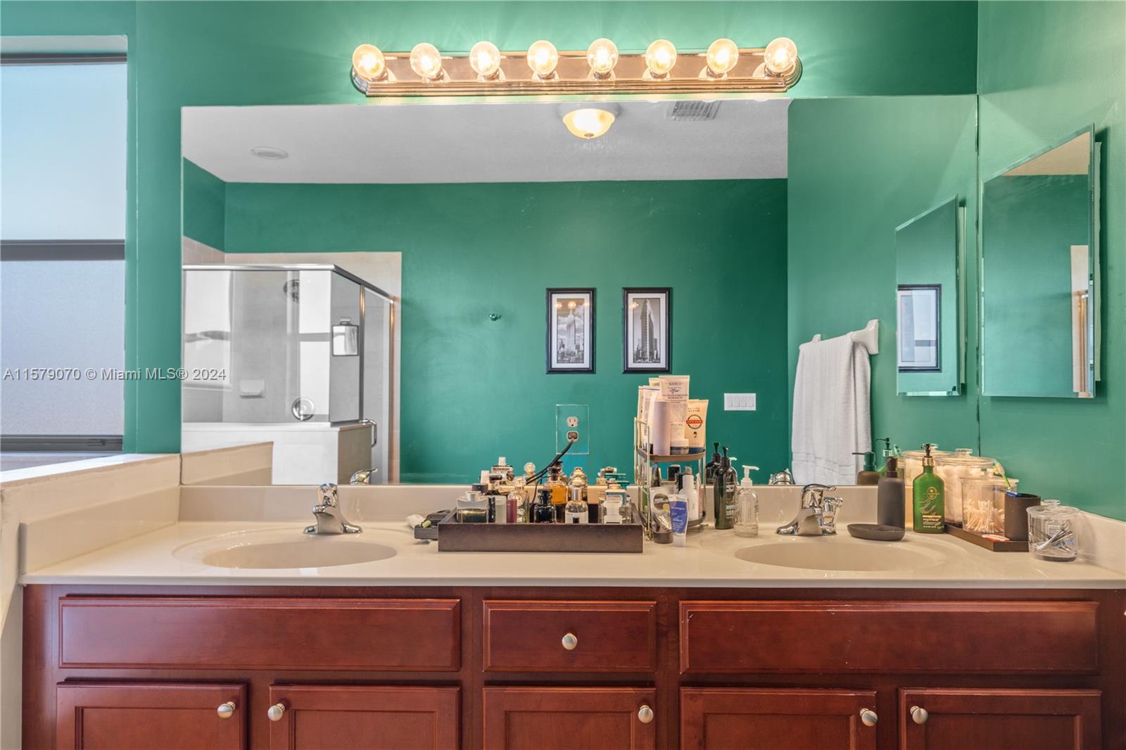 10482 SW 224th Ter