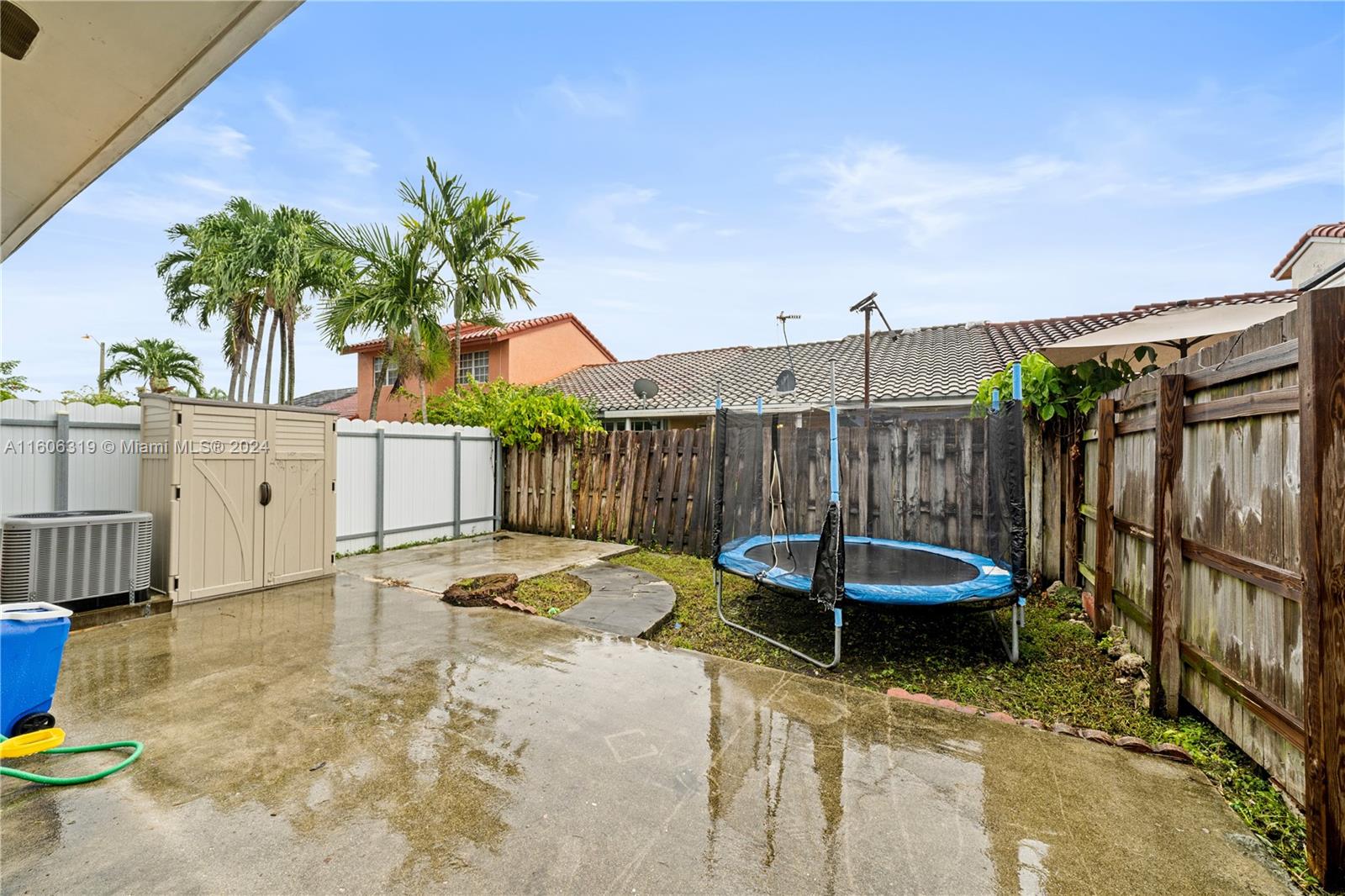 1114 SE 13th Ter # 0