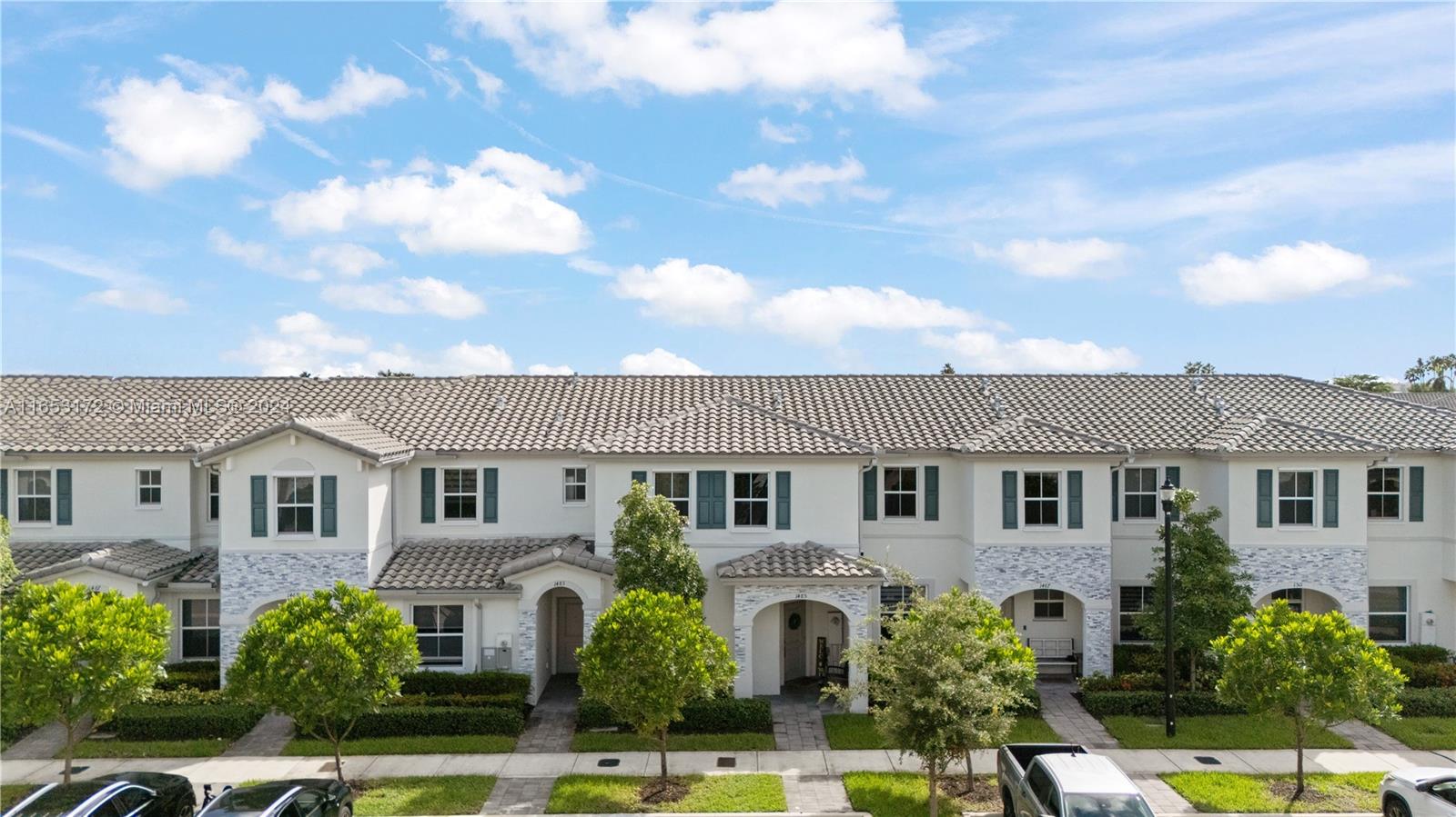 1485 SE 26th Ter