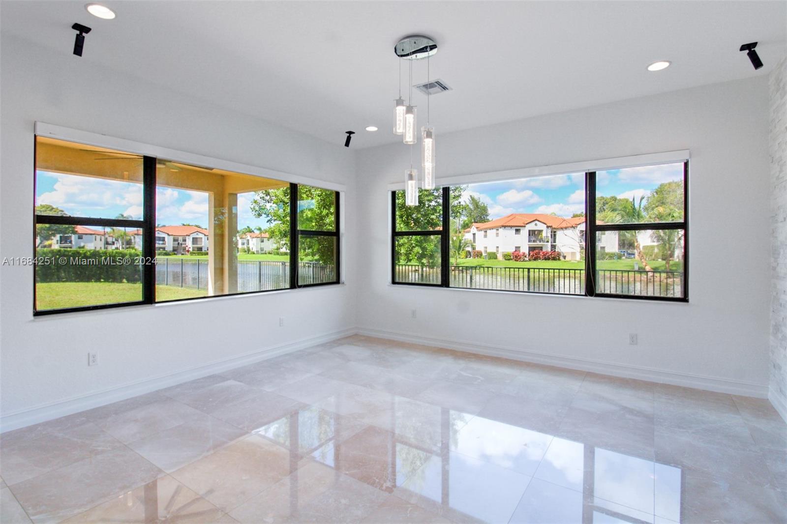 11865 SW 13th Ct