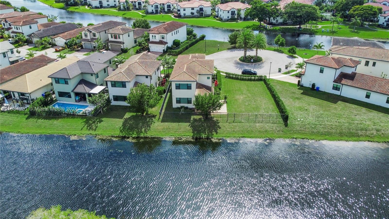 11865 SW 13th Ct