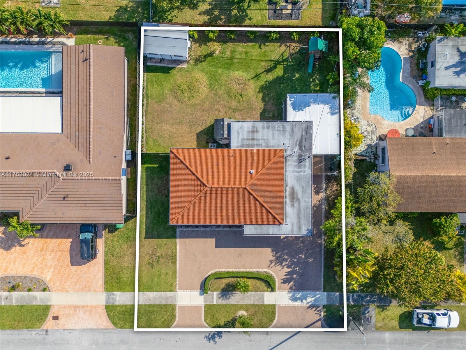 7820 SW 33rd Ter