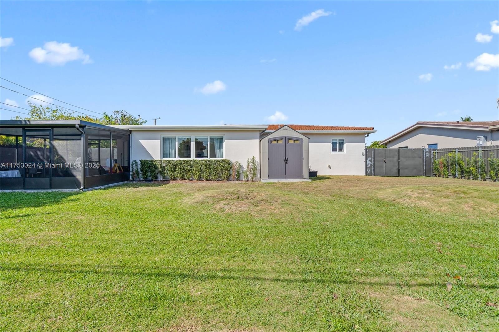 7820 SW 33rd Ter
