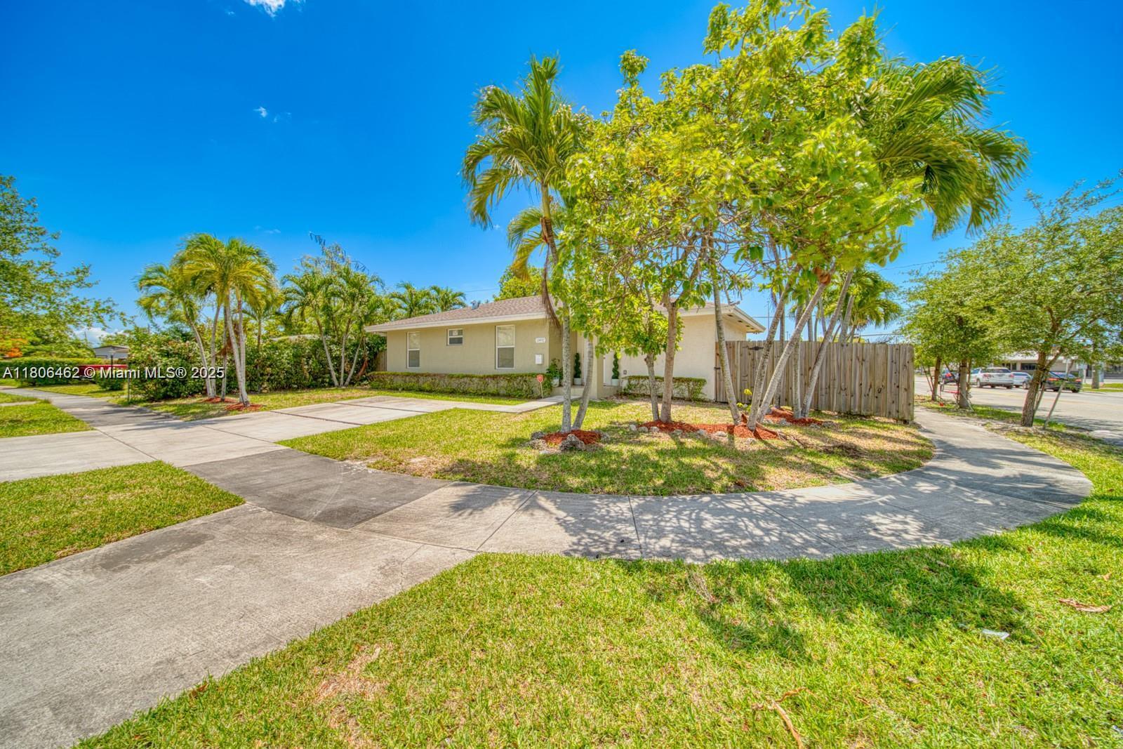 11492 SW 190th Terr Rd.
