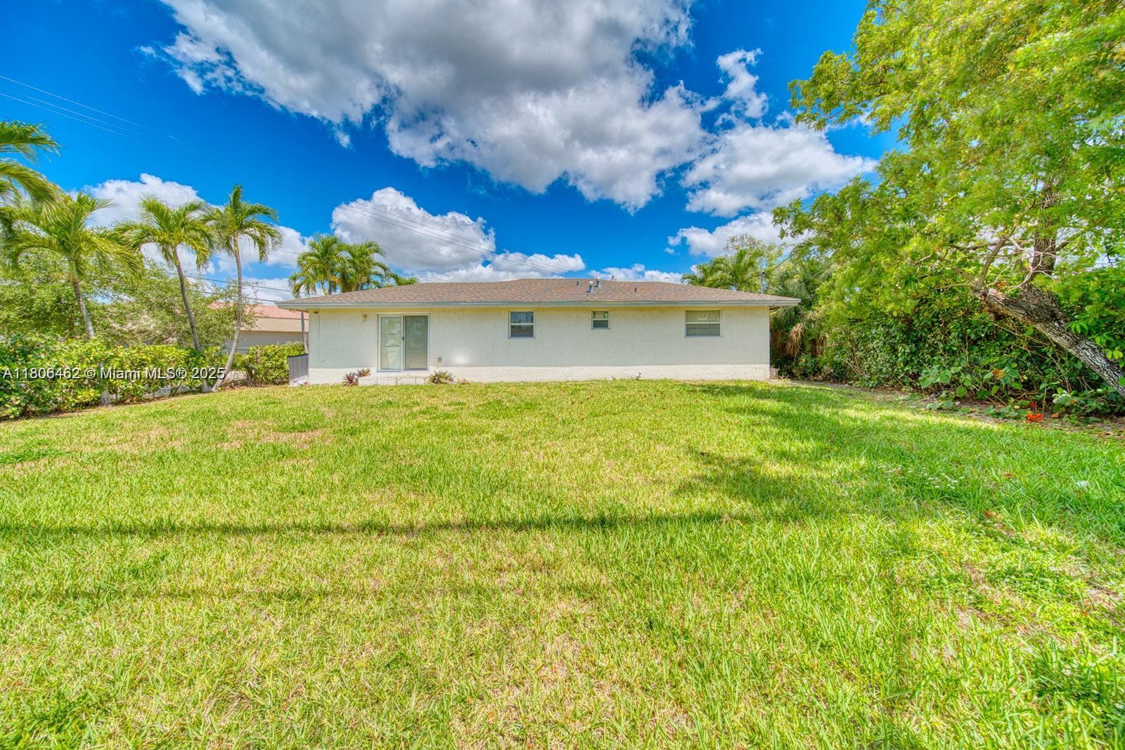 11492 SW 190th Terr Rd.