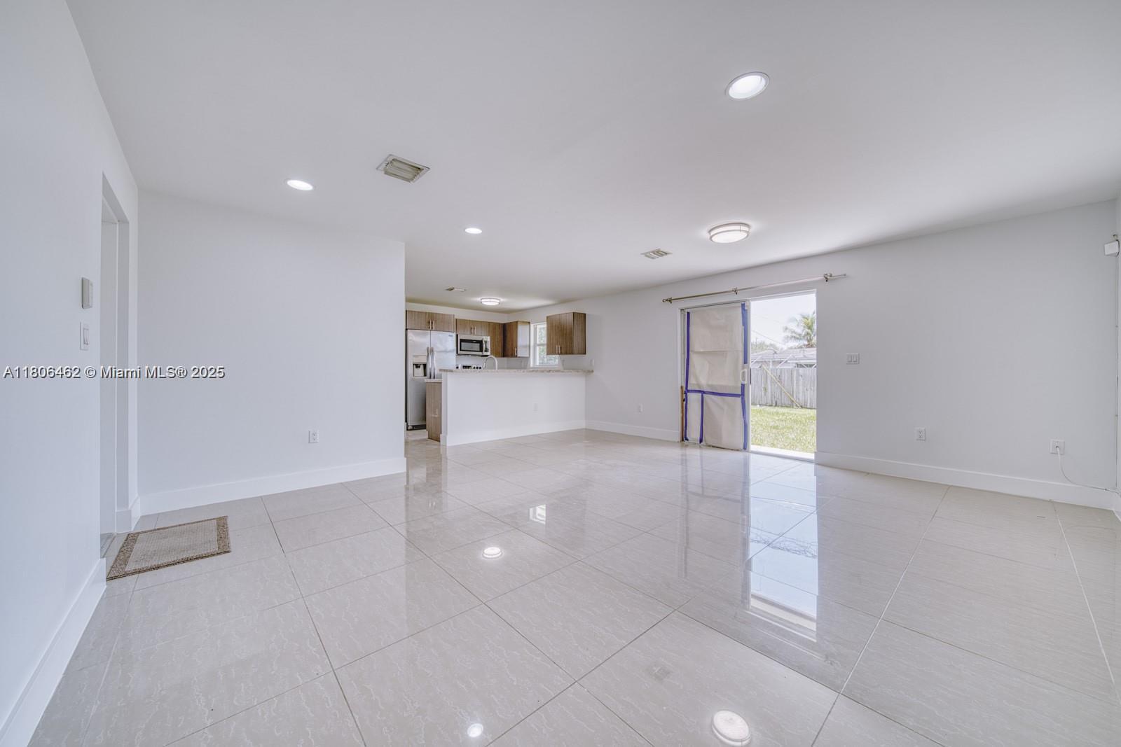 11492 SW 190th Terr Rd.