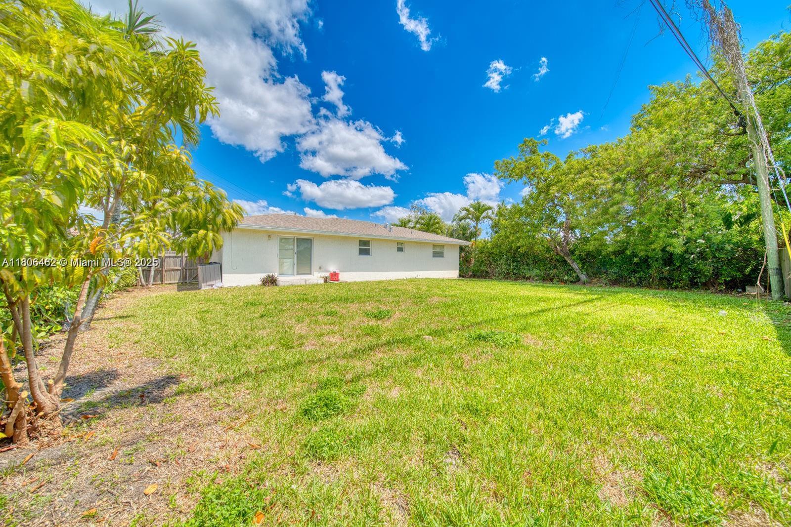 11492 SW 190th Terr Rd.