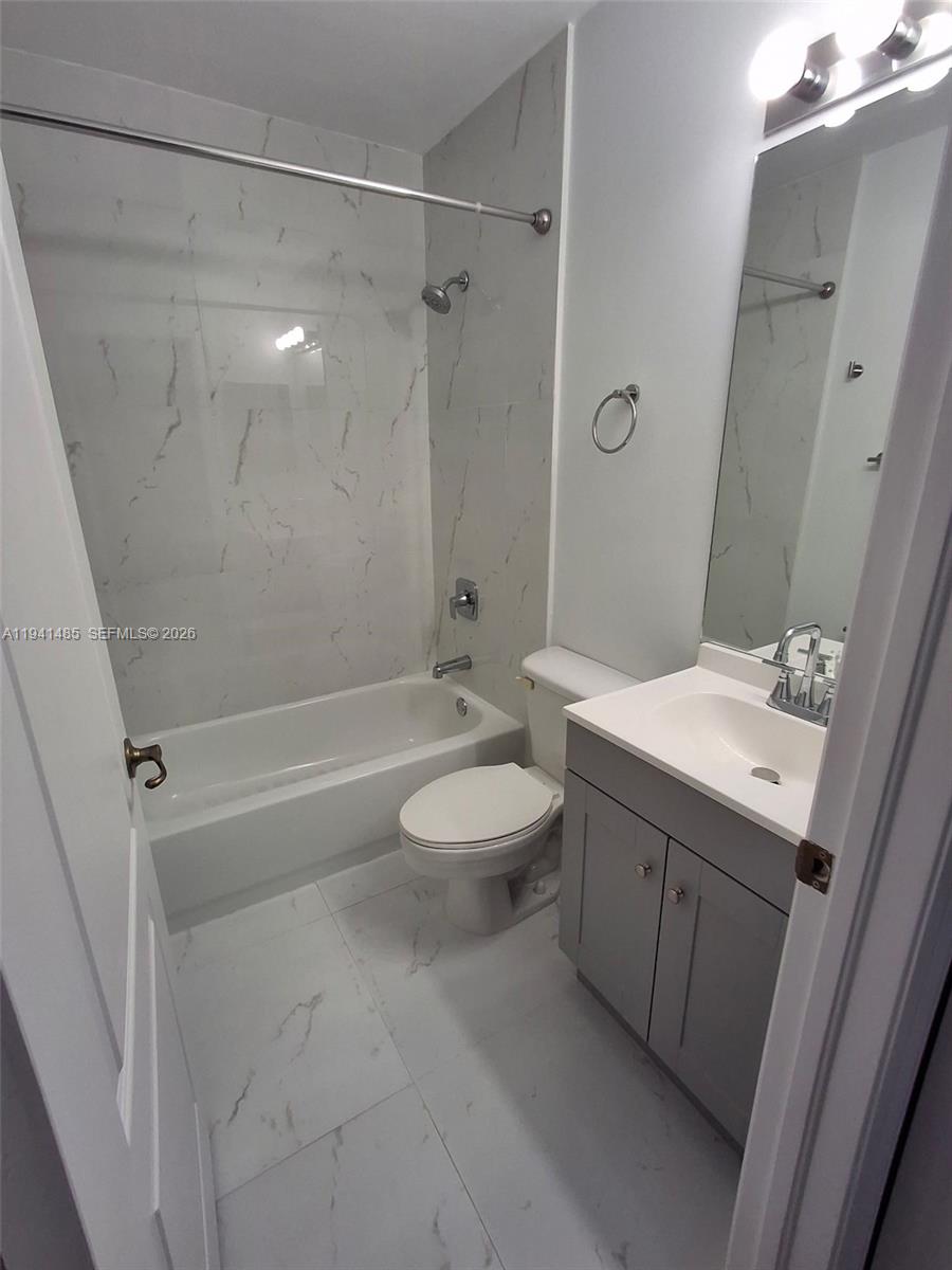 14385 SW 120th Ct # 7 Unit: 6-7