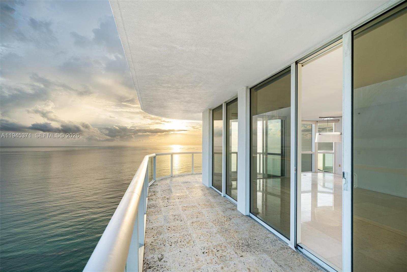 6365 Collins Ave # 2901