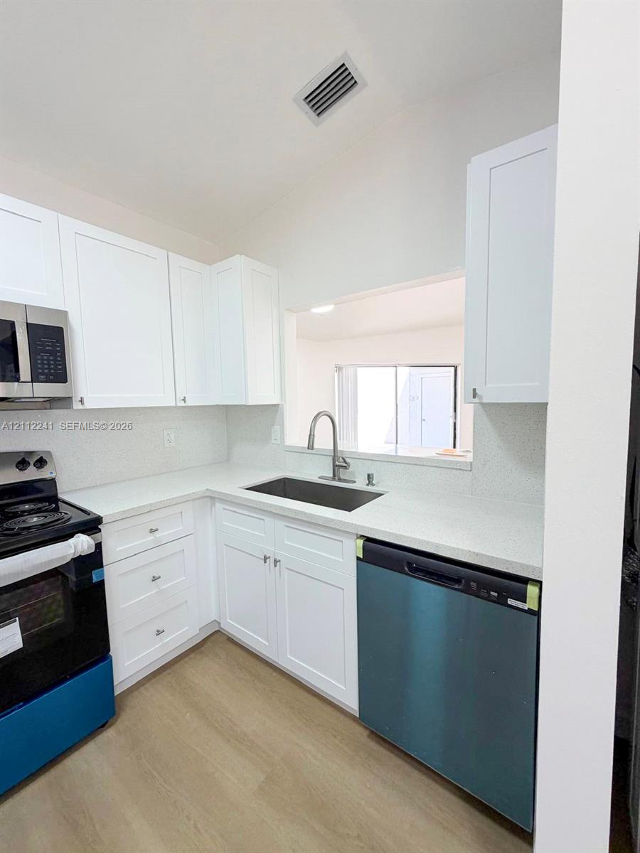 6477 SW 152nd Pl # 77 Unit: 5-77