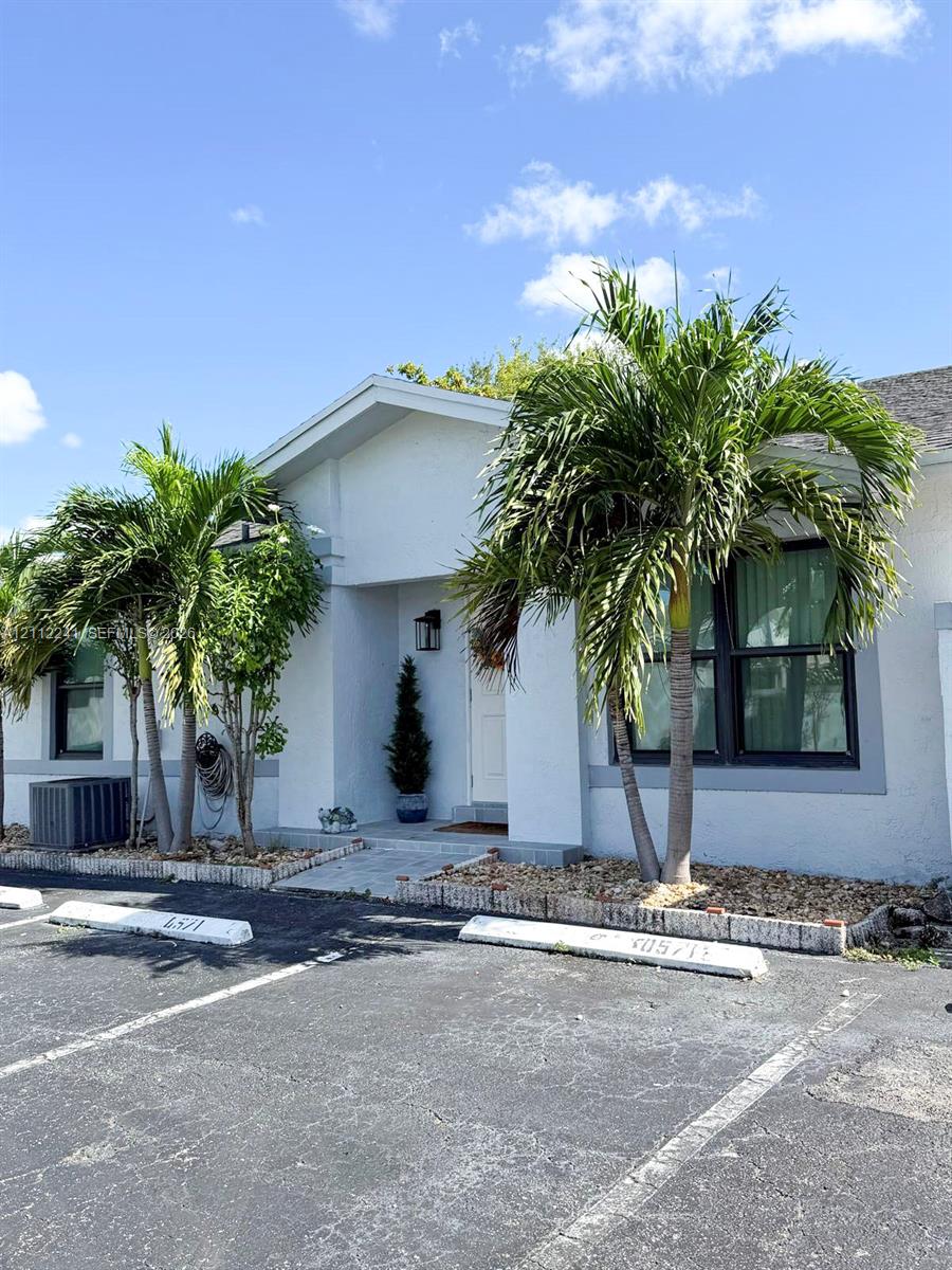 6477 SW 152nd Pl # 77 Unit: 5-77
