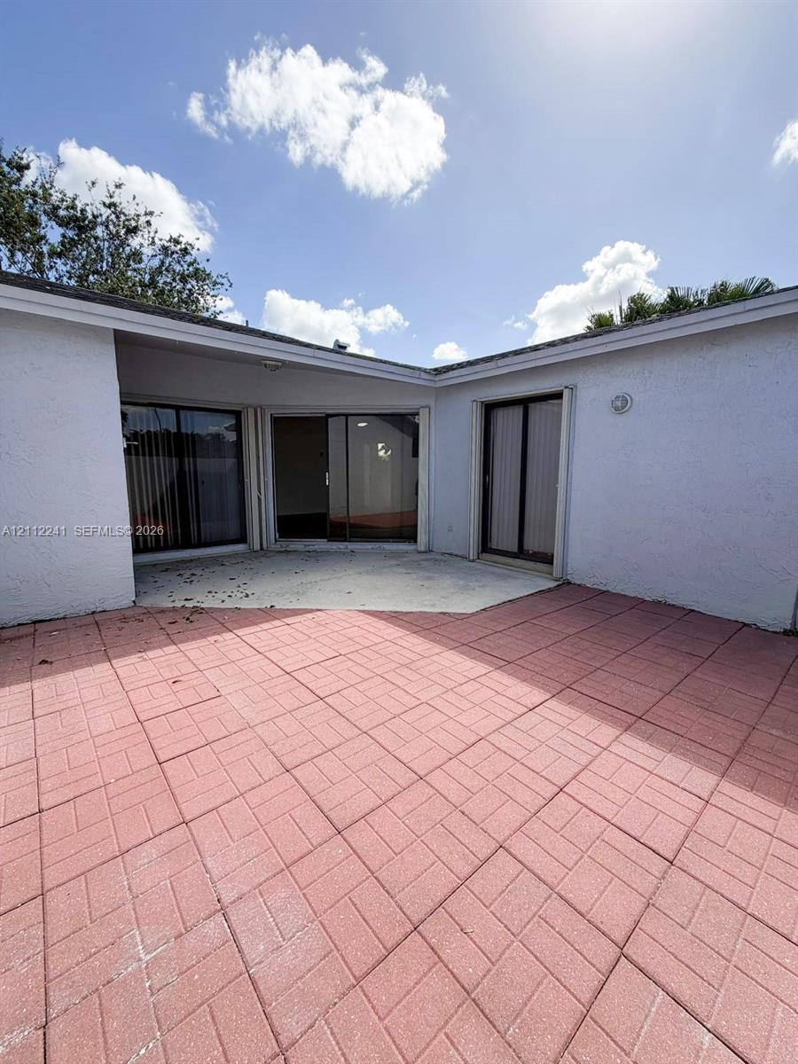 6477 SW 152nd Pl # 77 Unit: 5-77