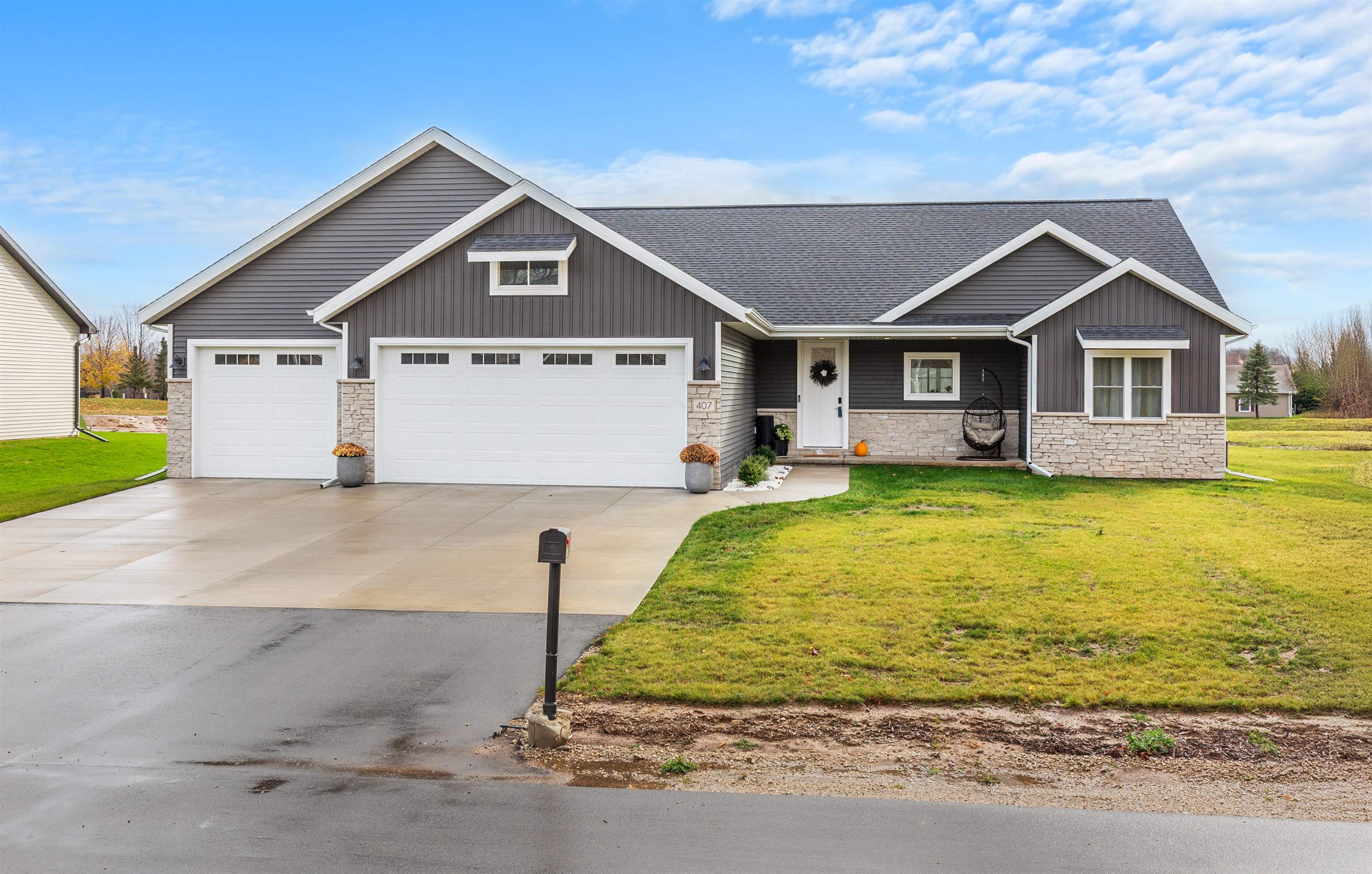 407 JERELYN Court