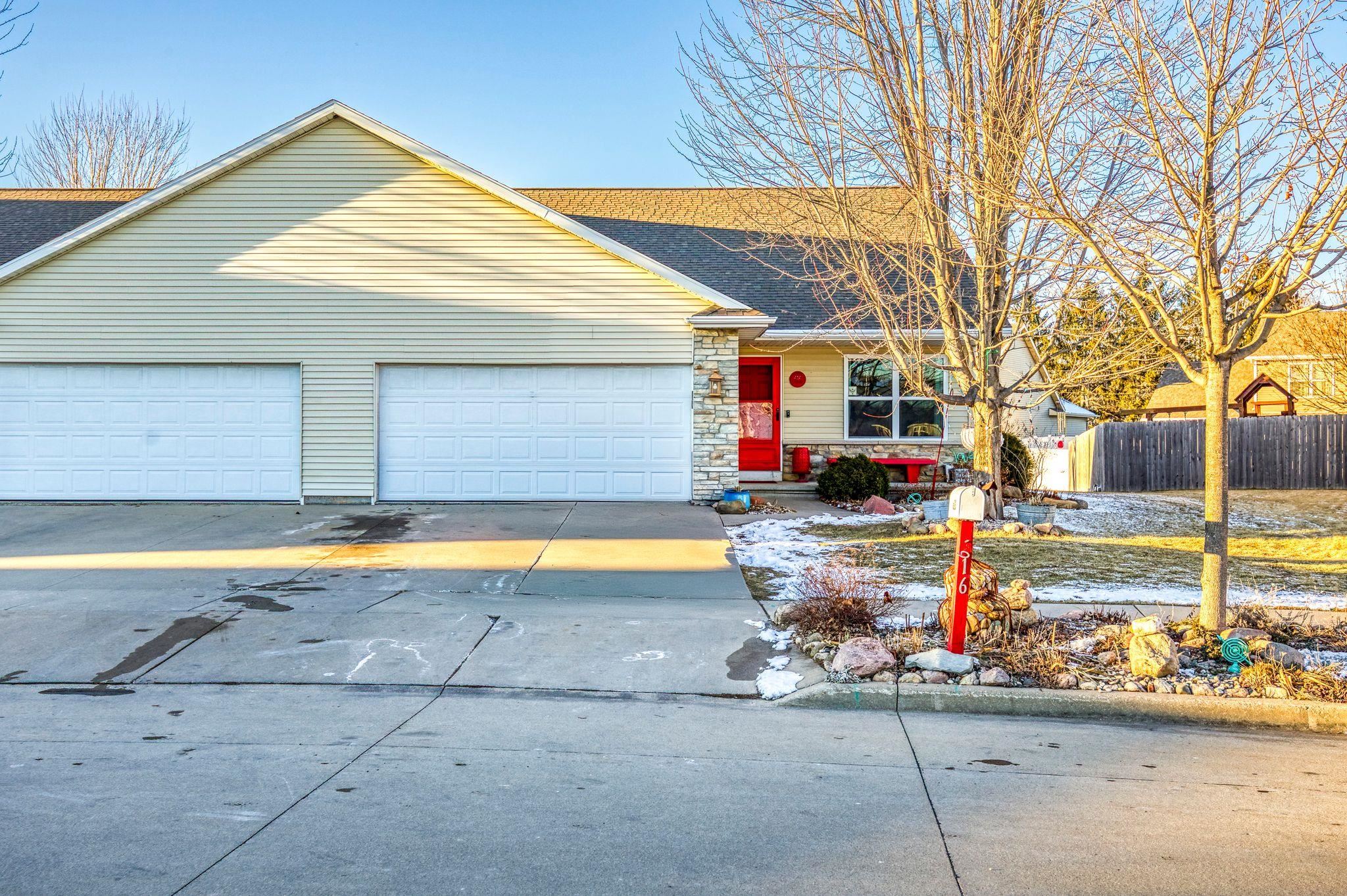 616 HAROLD Way