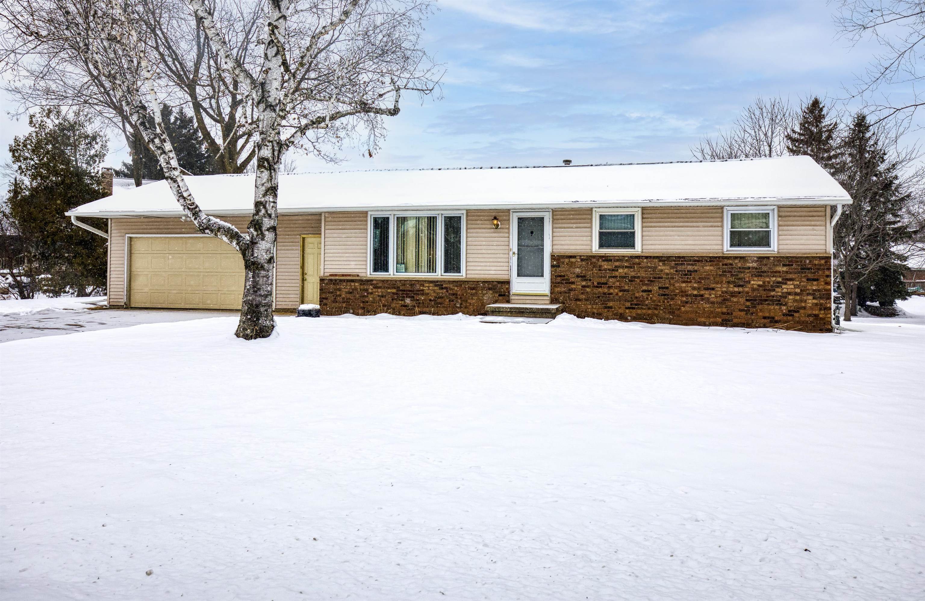 2880 HILLCREST Court