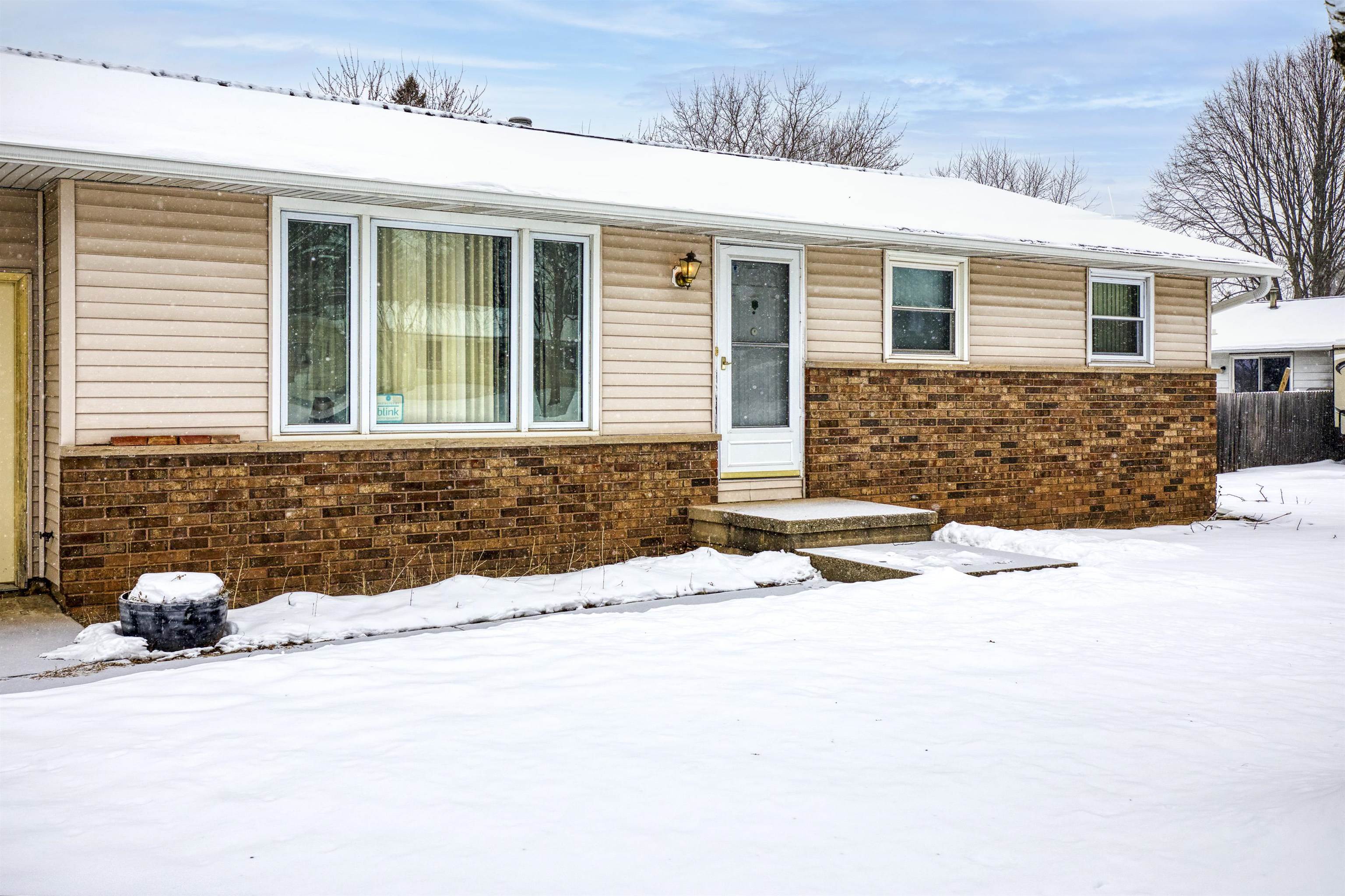 2880 HILLCREST Court