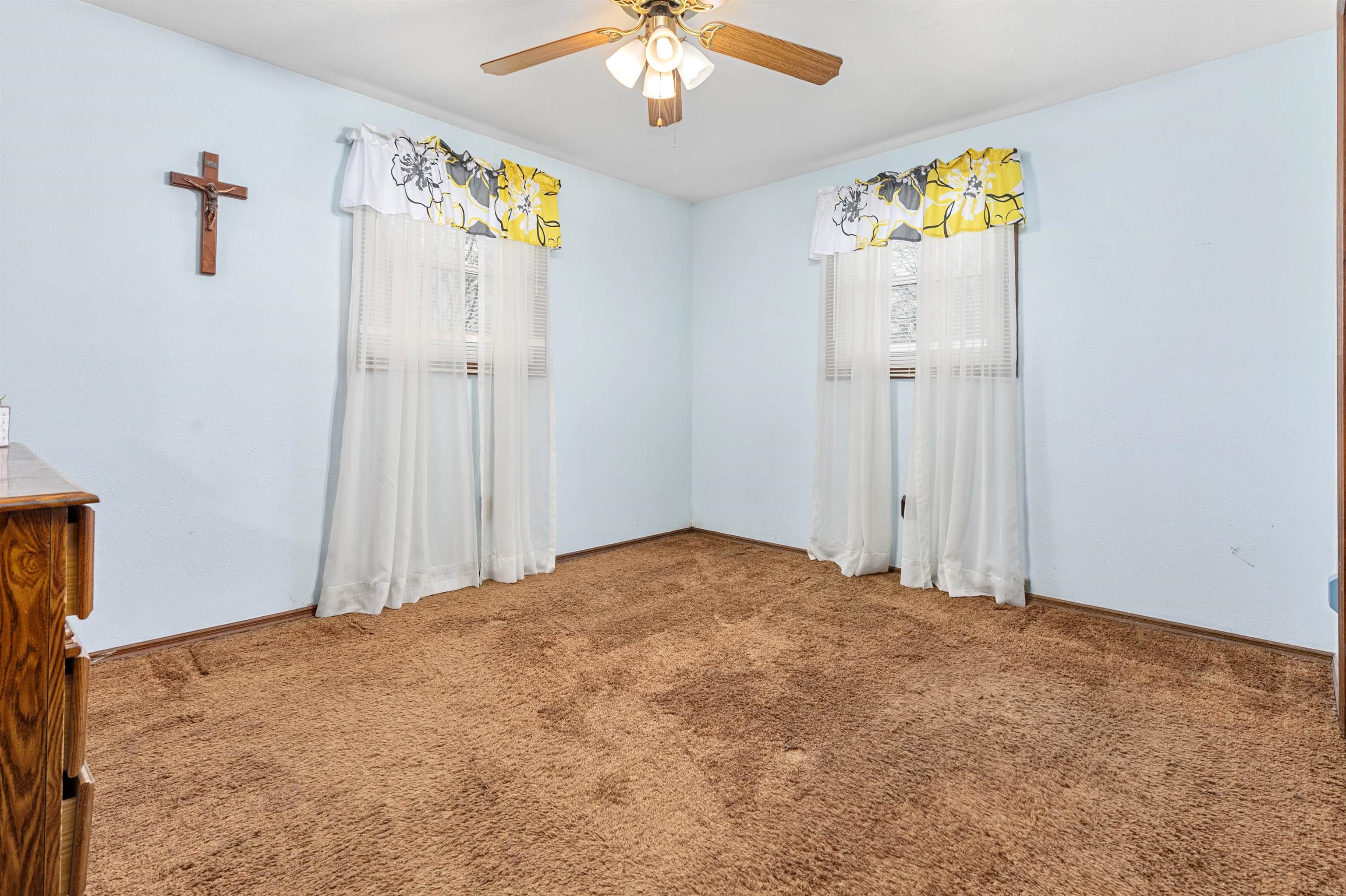 2880 HILLCREST Court