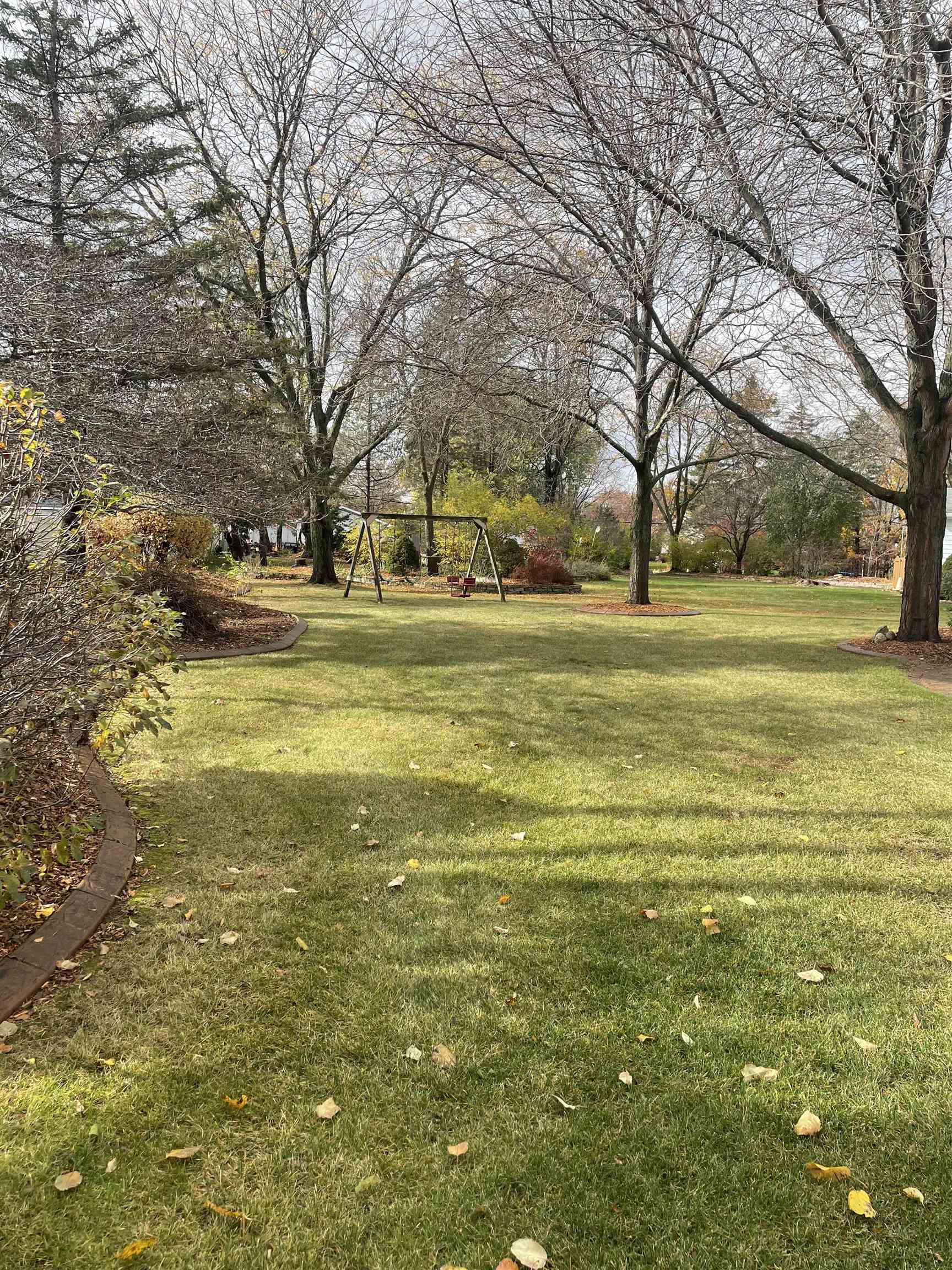 16 W CREEK WATER Court