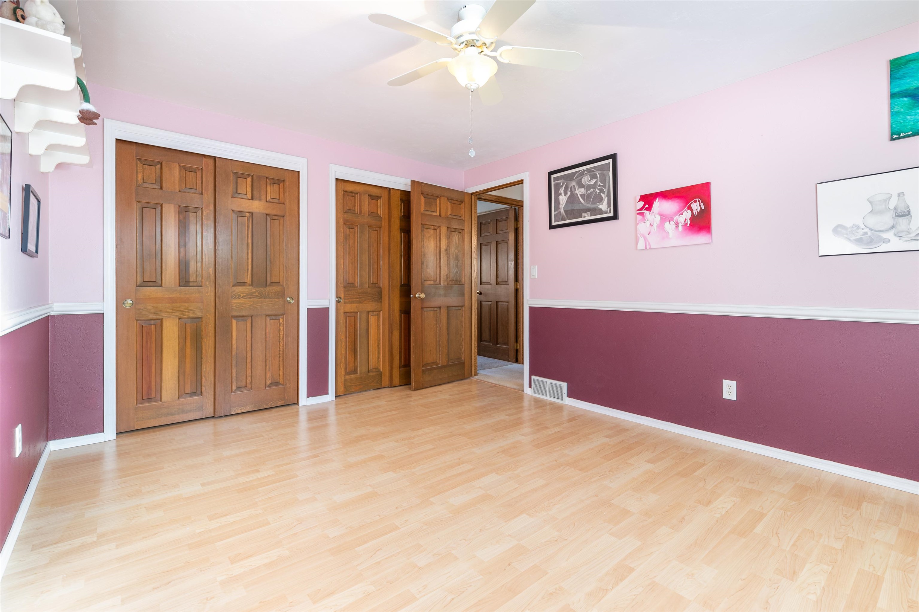 16 W CREEK WATER Court