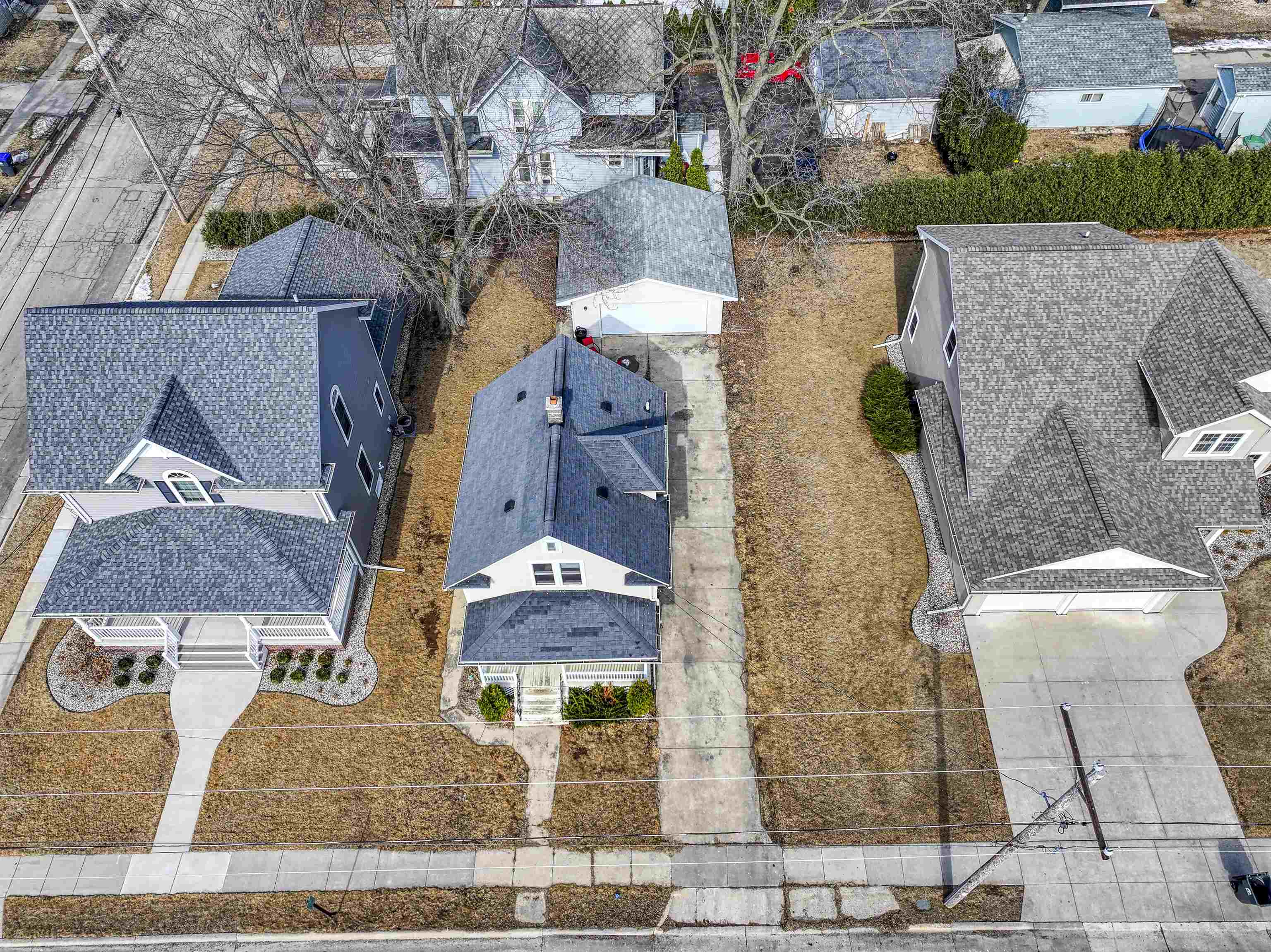 510 LINCOLN Street