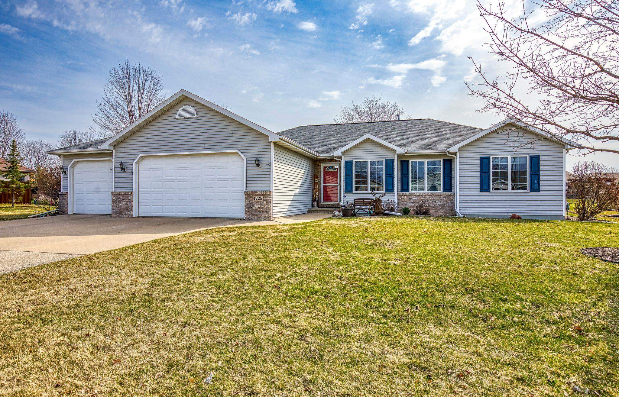 1225 CHELSEA Court
