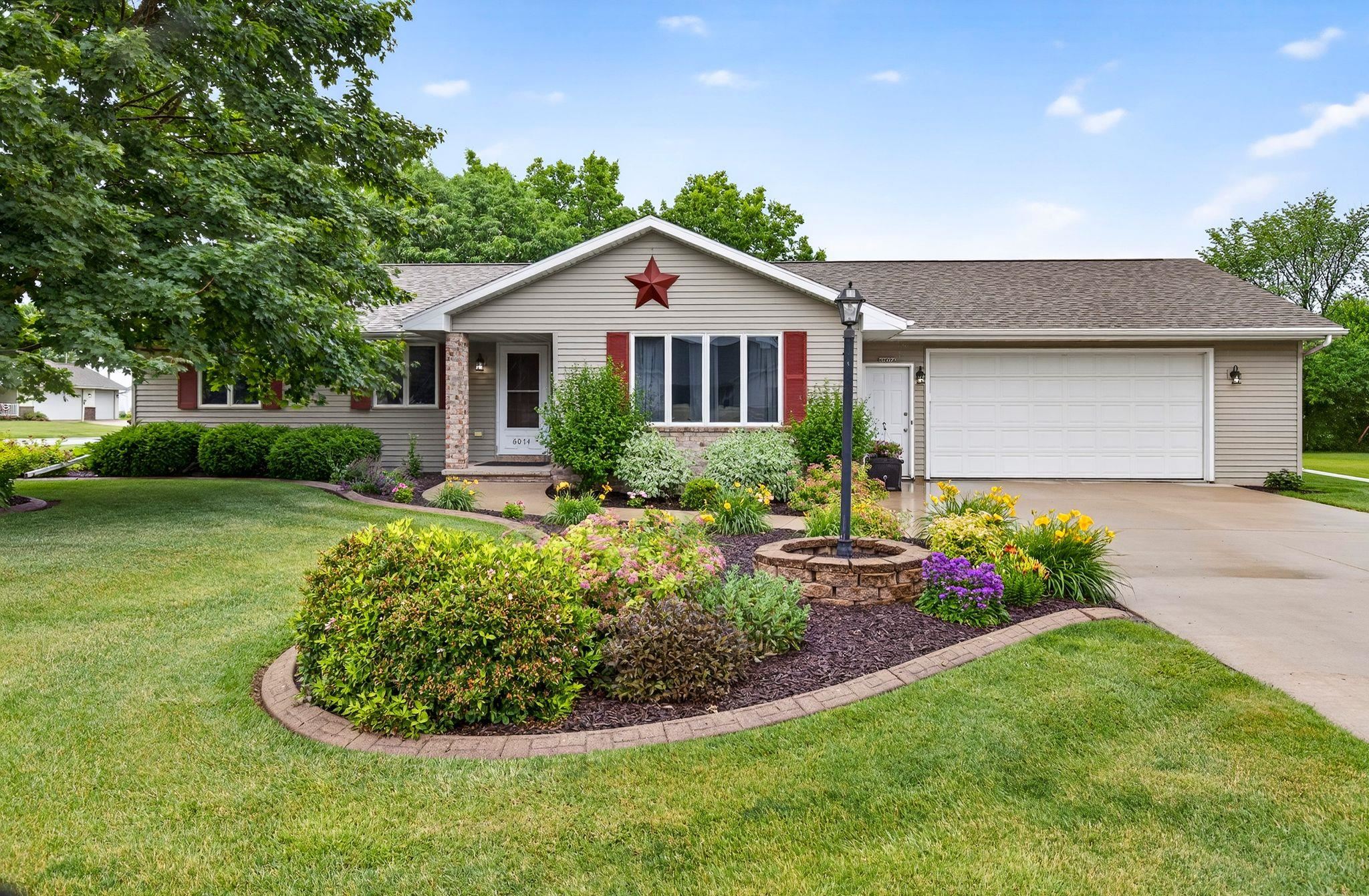 W6074 BLAZING STAR Drive