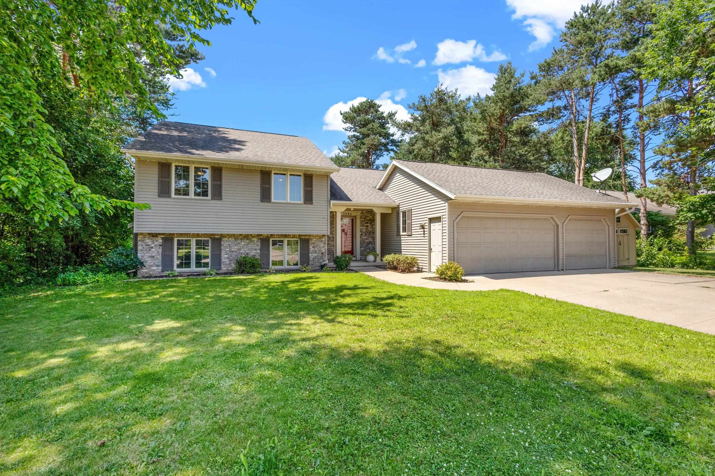 1282 FIELDVIEW Drive