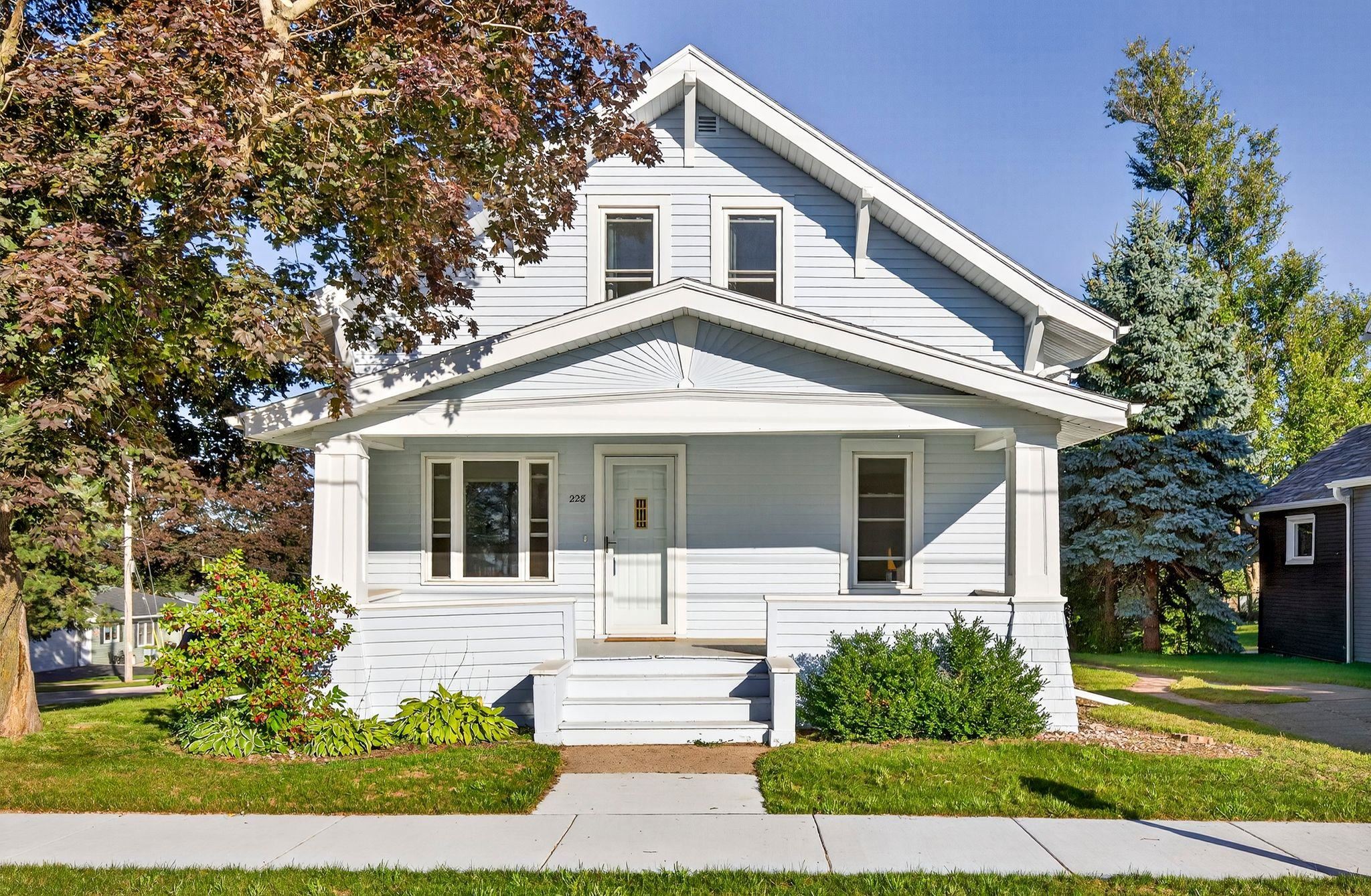 228 N MILL Street