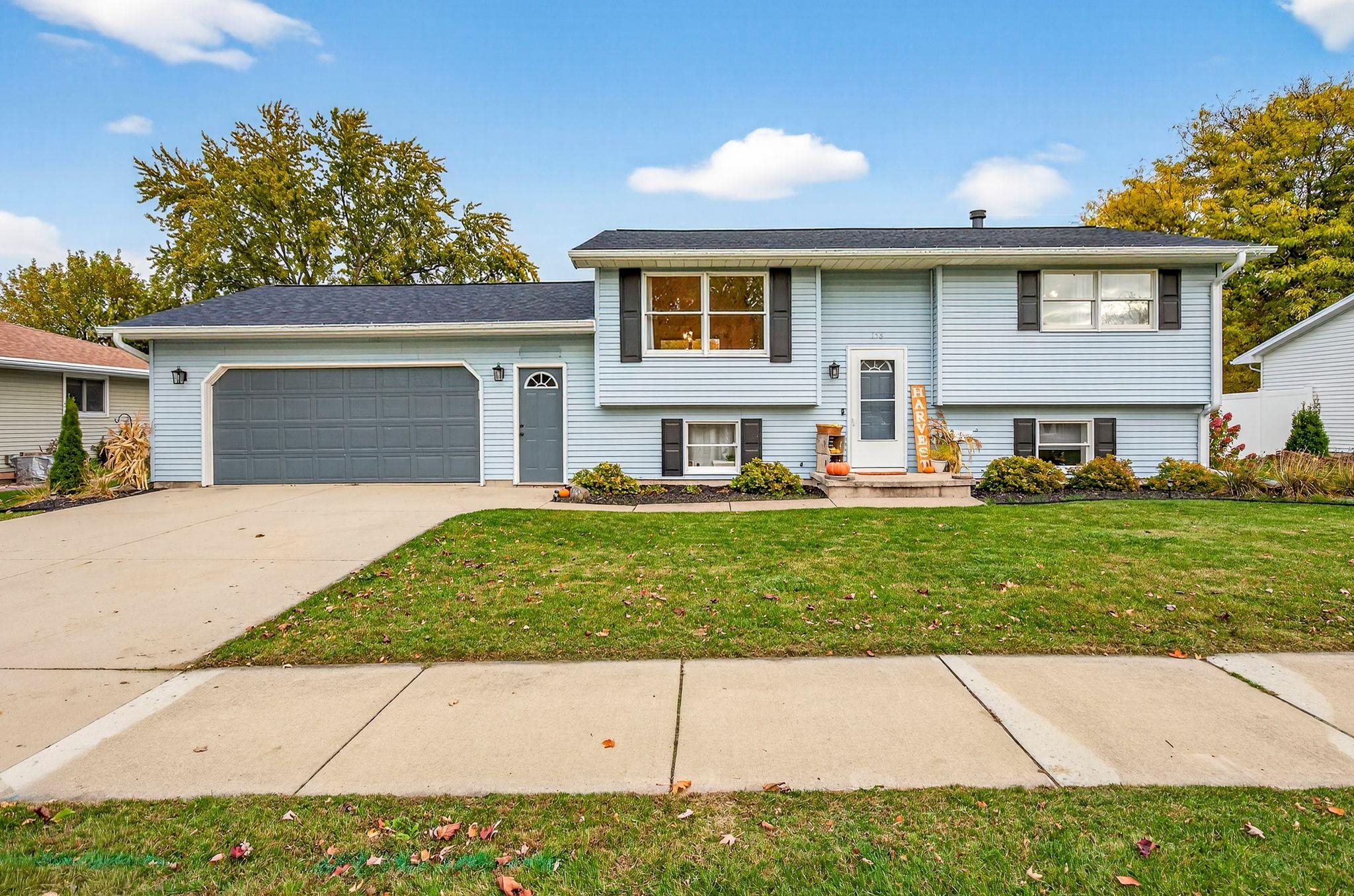 156 W GREENFIELD Drive
