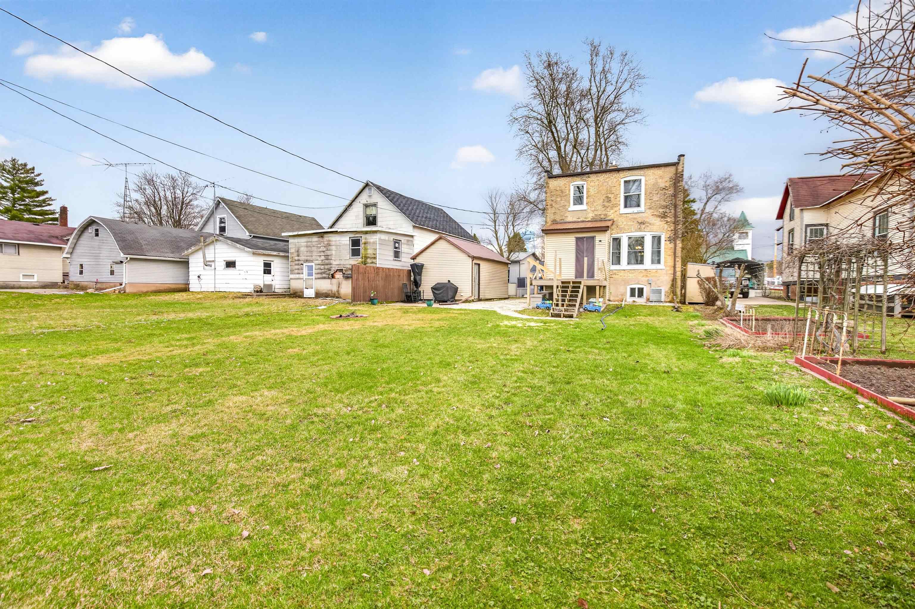 W5642 FAHRENKRUG Street
