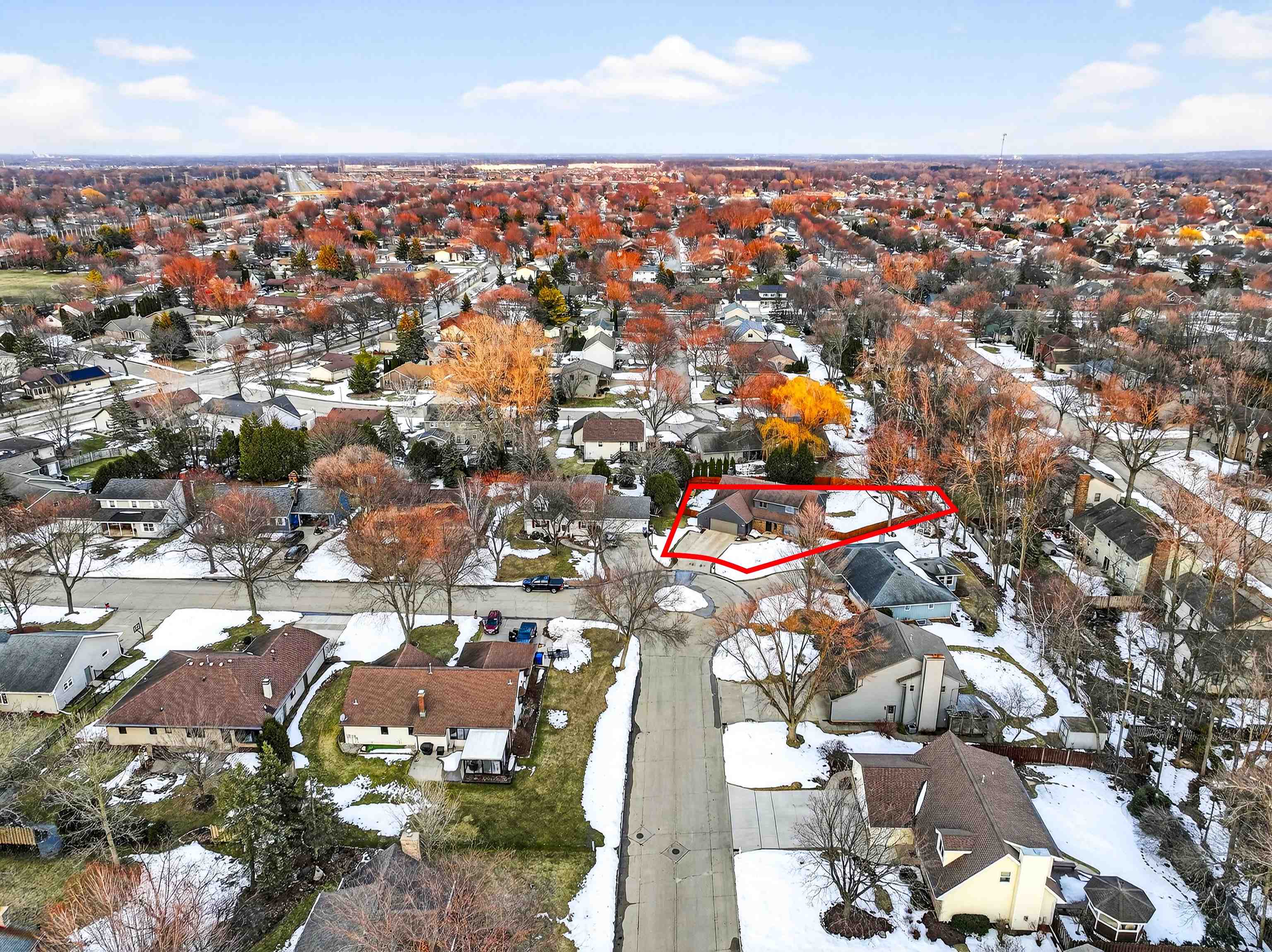 72 THISTLE DOWN Court
