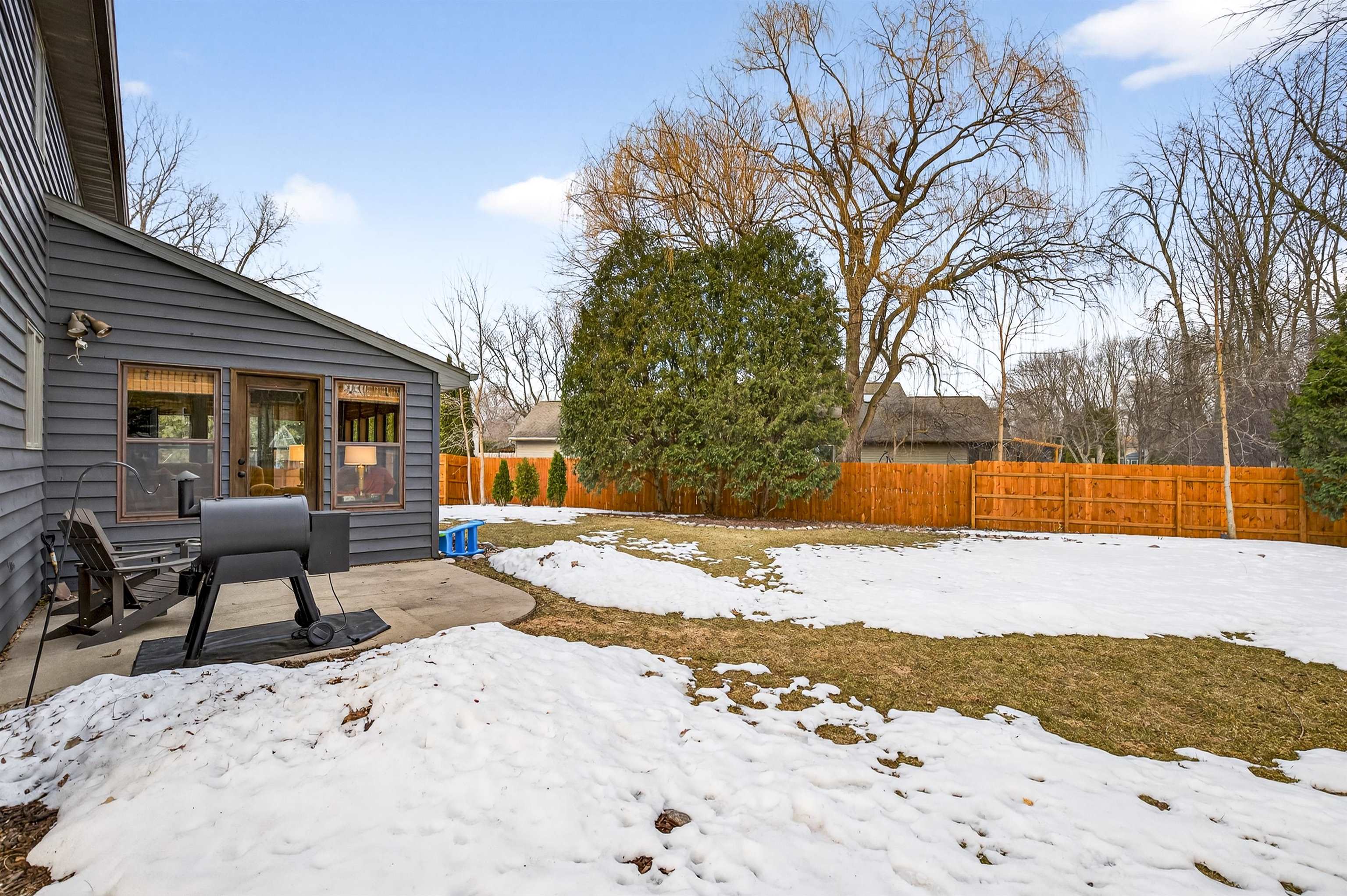 72 THISTLE DOWN Court