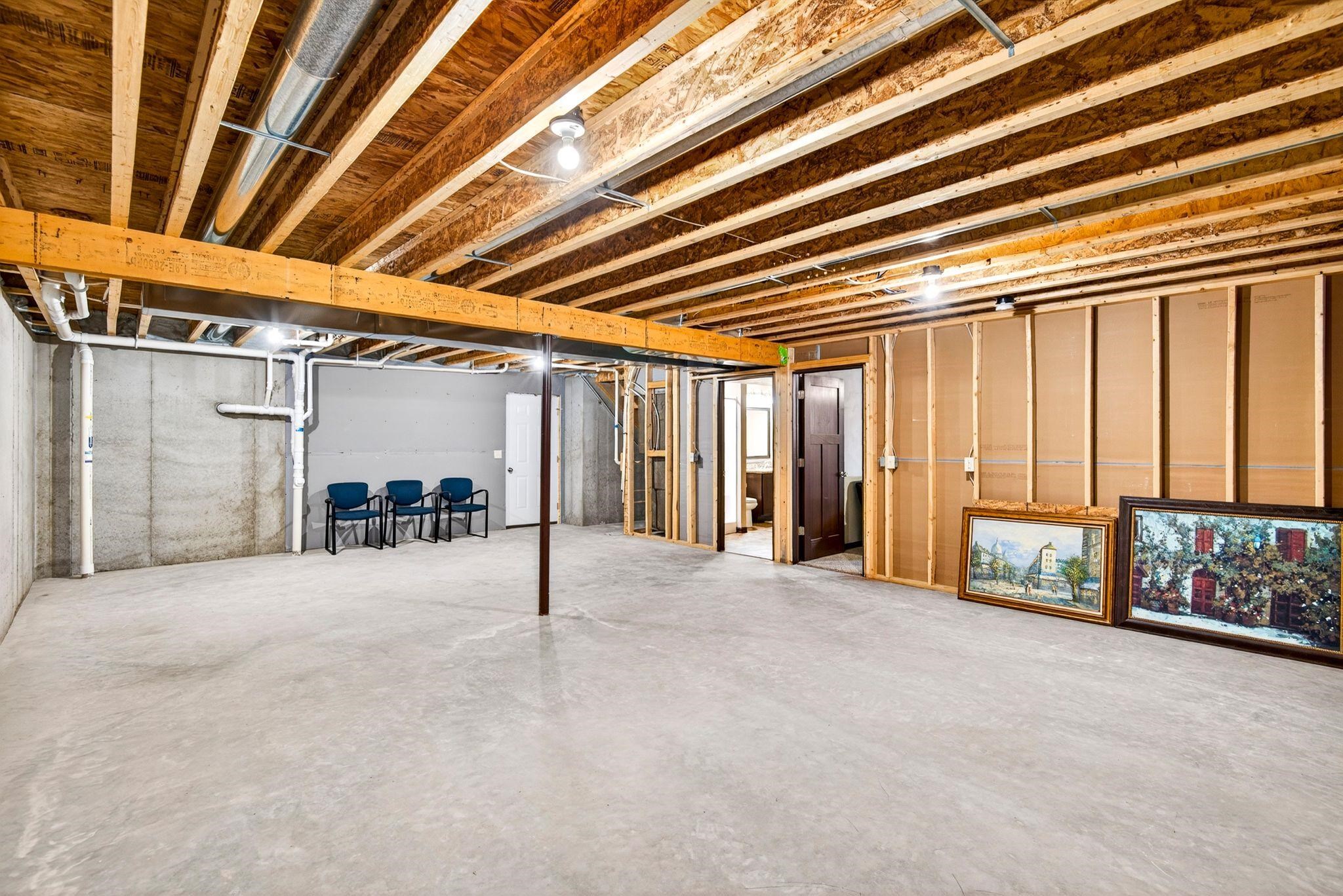 3309 E AQUAMARINE Avenue