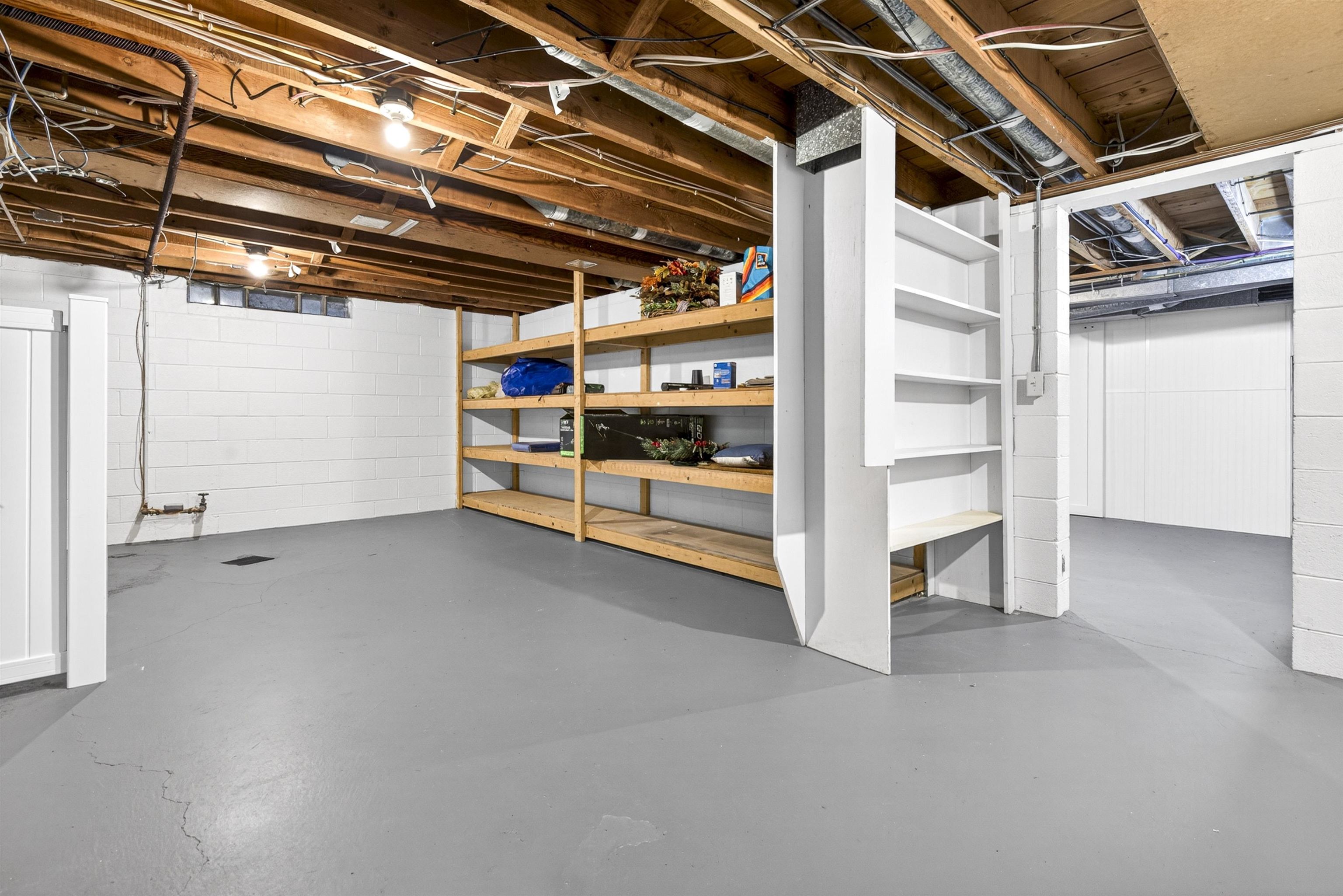2520 W PALISADES Drive