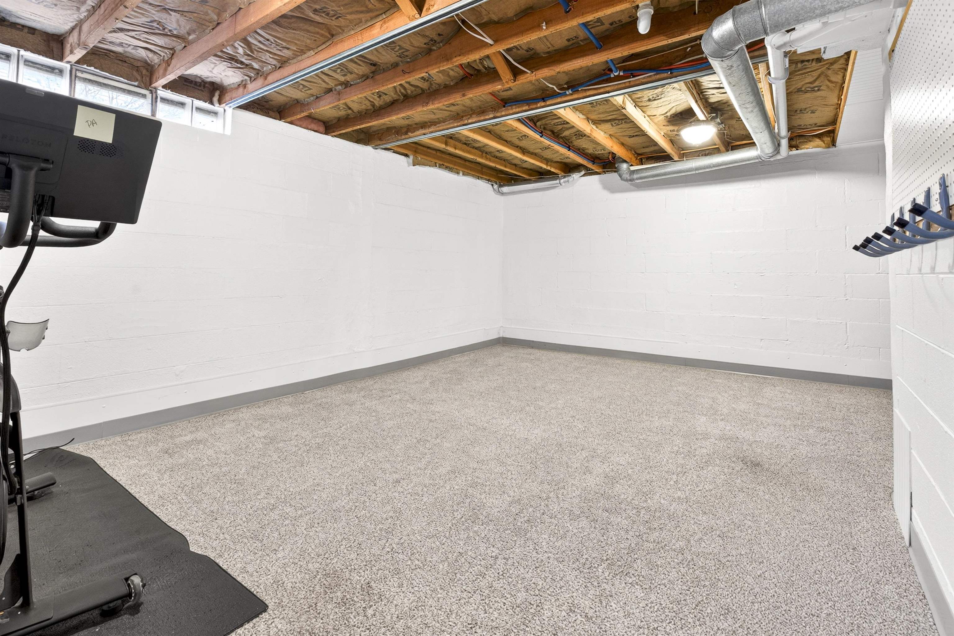2520 W PALISADES Drive
