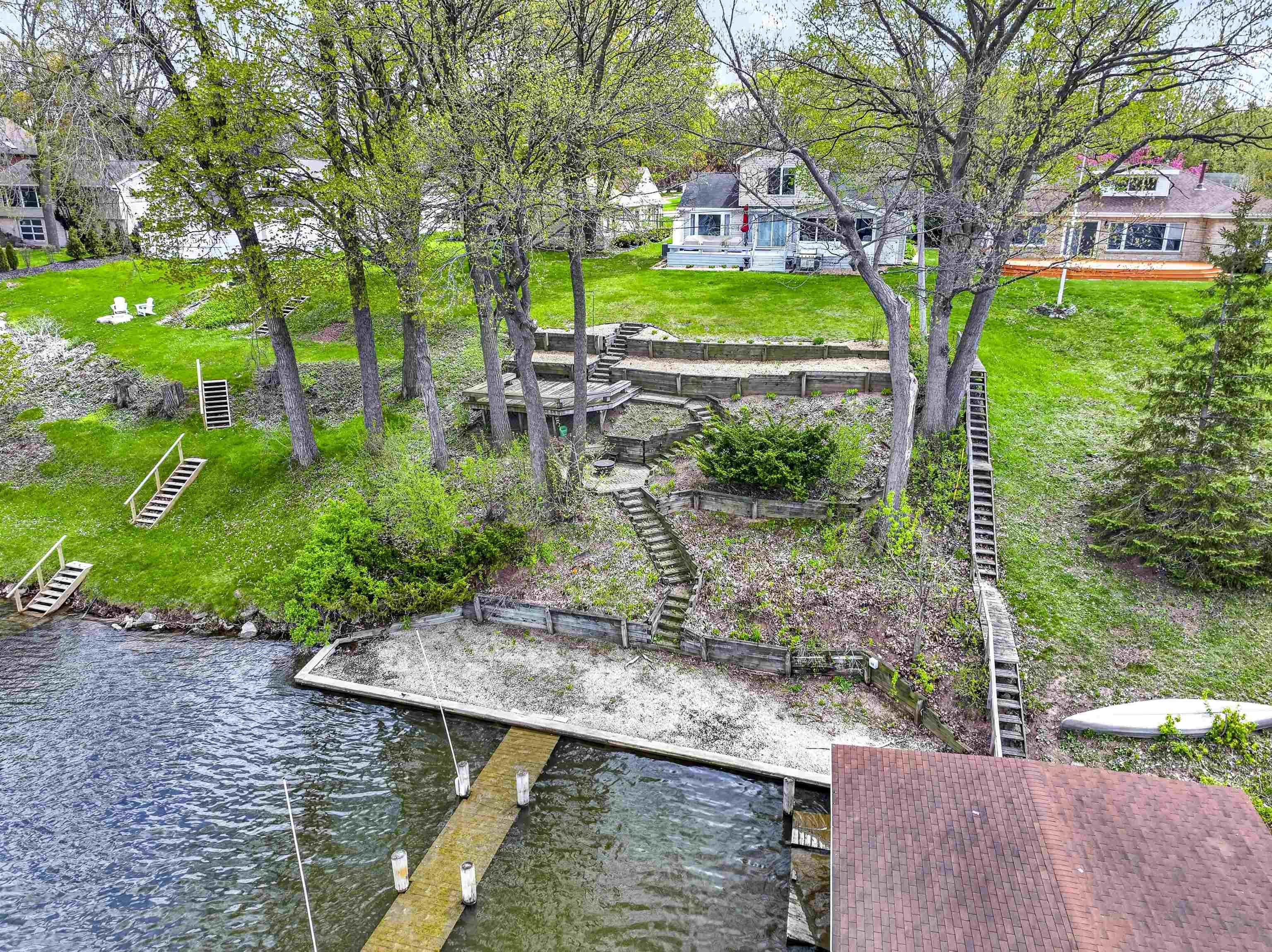 2520 W PALISADES Drive